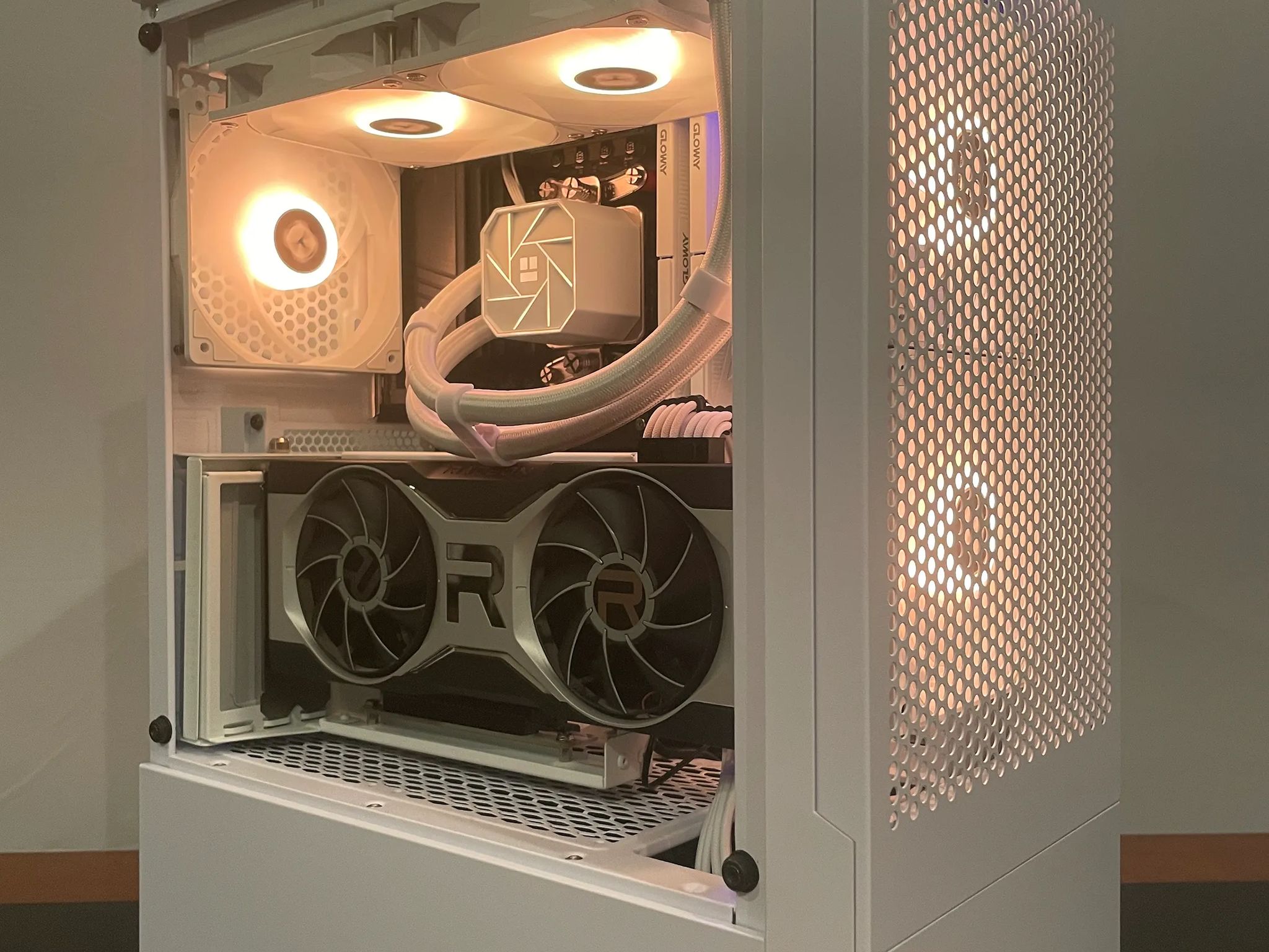 Ryzen 5 5600 + RX 6700XT Gaming PC | 1440p Capable | White Aesthetic
