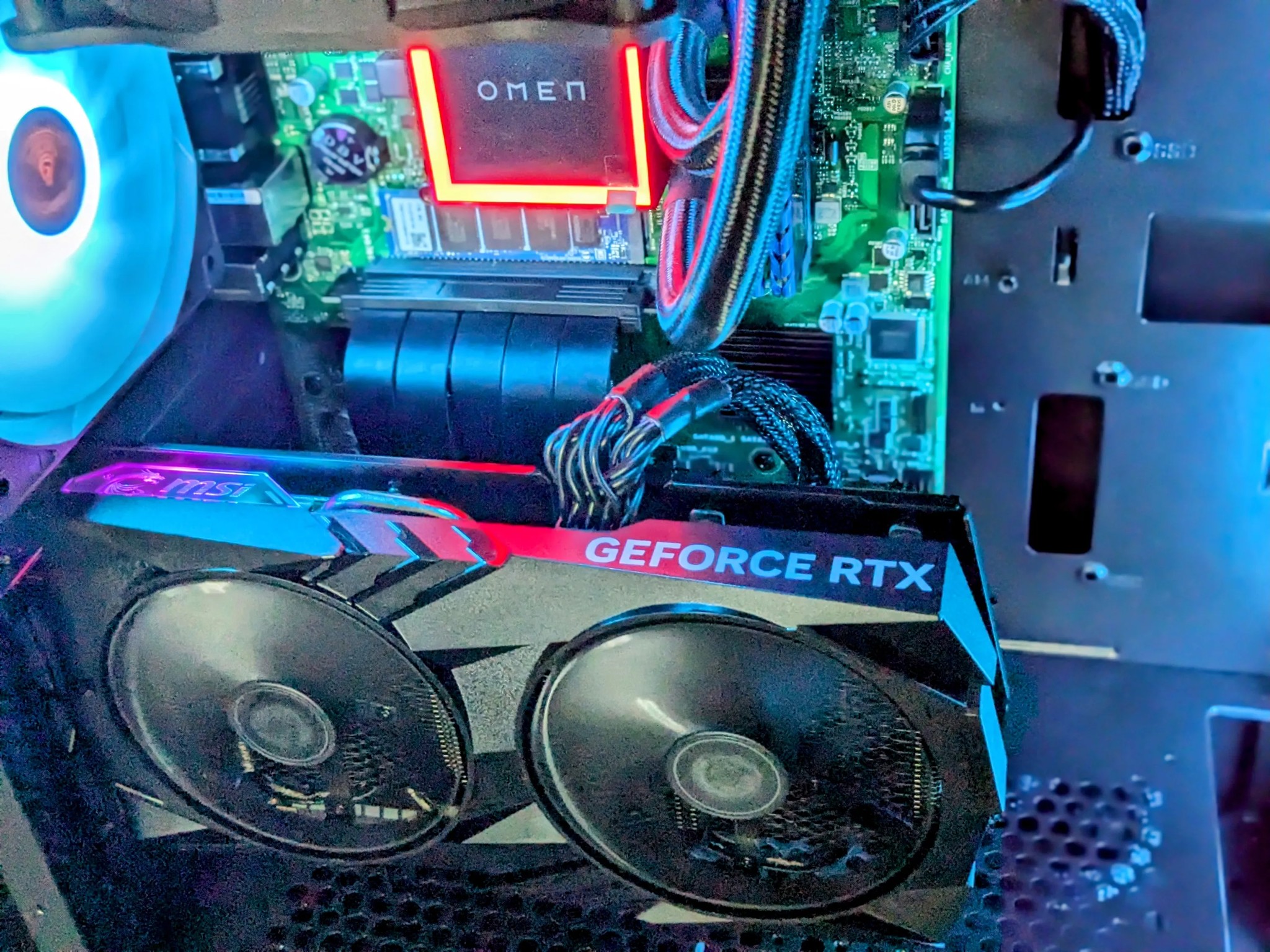 ⚫️🀄️Liquid-Cooled Beast▪️ RTX 4060▪️ I5-12400F@4.3GHz ▪️ 32GB RAM ▪️ 1TB NVMe SSD ▪️ Windows 11 Pro