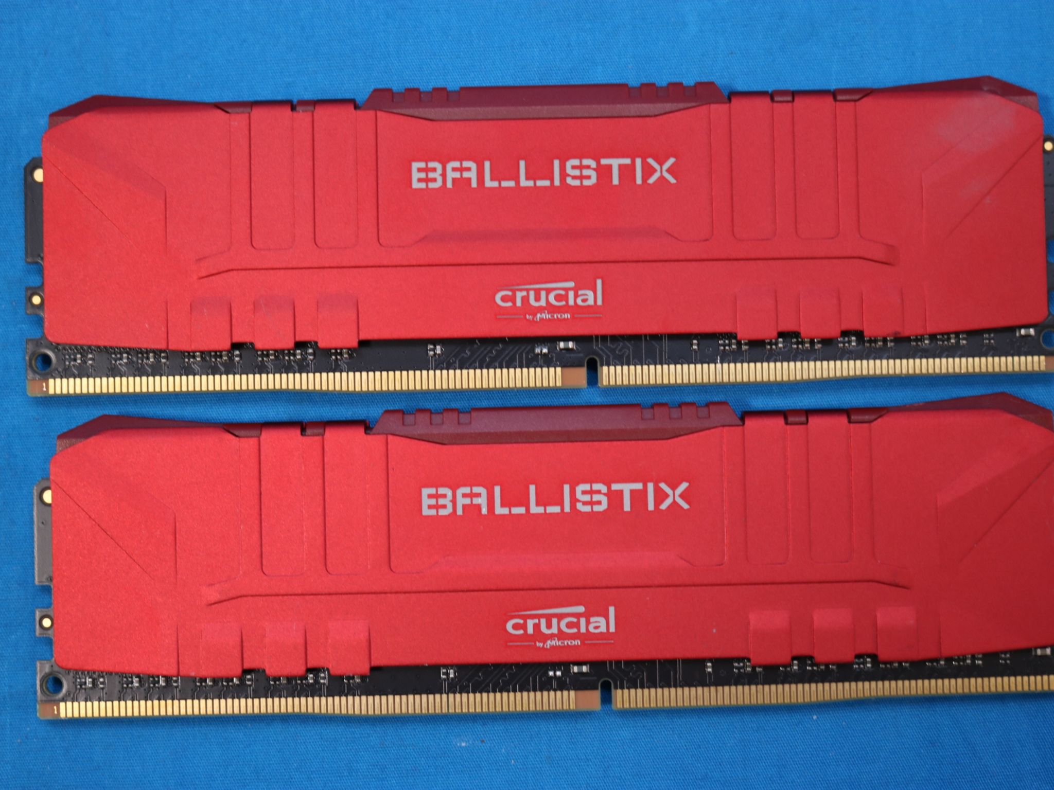 Crucial Ballistix 16GB (2x8GB) DDR4-3000MHz CL15 Desktop RAM (Red) - 4313002597
