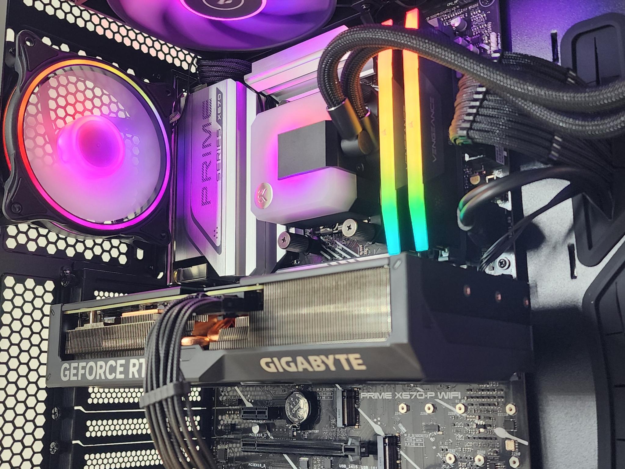 Gaming PC Ryzen 9 7950X3D 32GB RAM 1TB SSD RTX 4070 Ti 12GB Windows 11 Computer