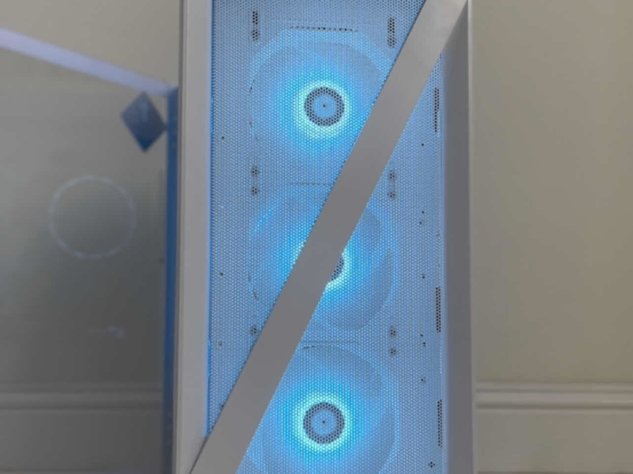 Budget | RX 570 | i7 Equivalent | 16GB RAM | 512GB SSD