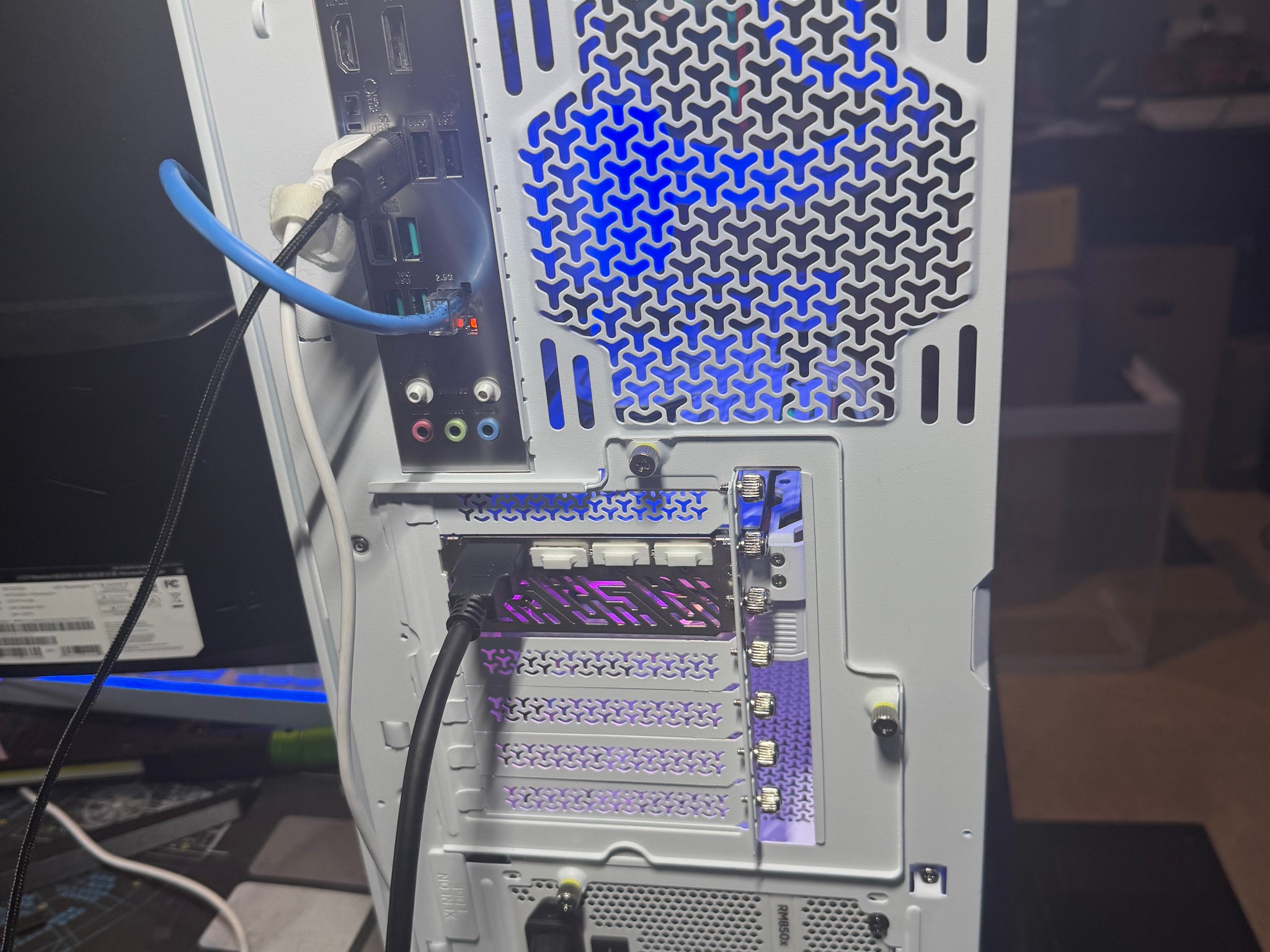 Custom White All AMD build.  9070XT and 9700X CPU