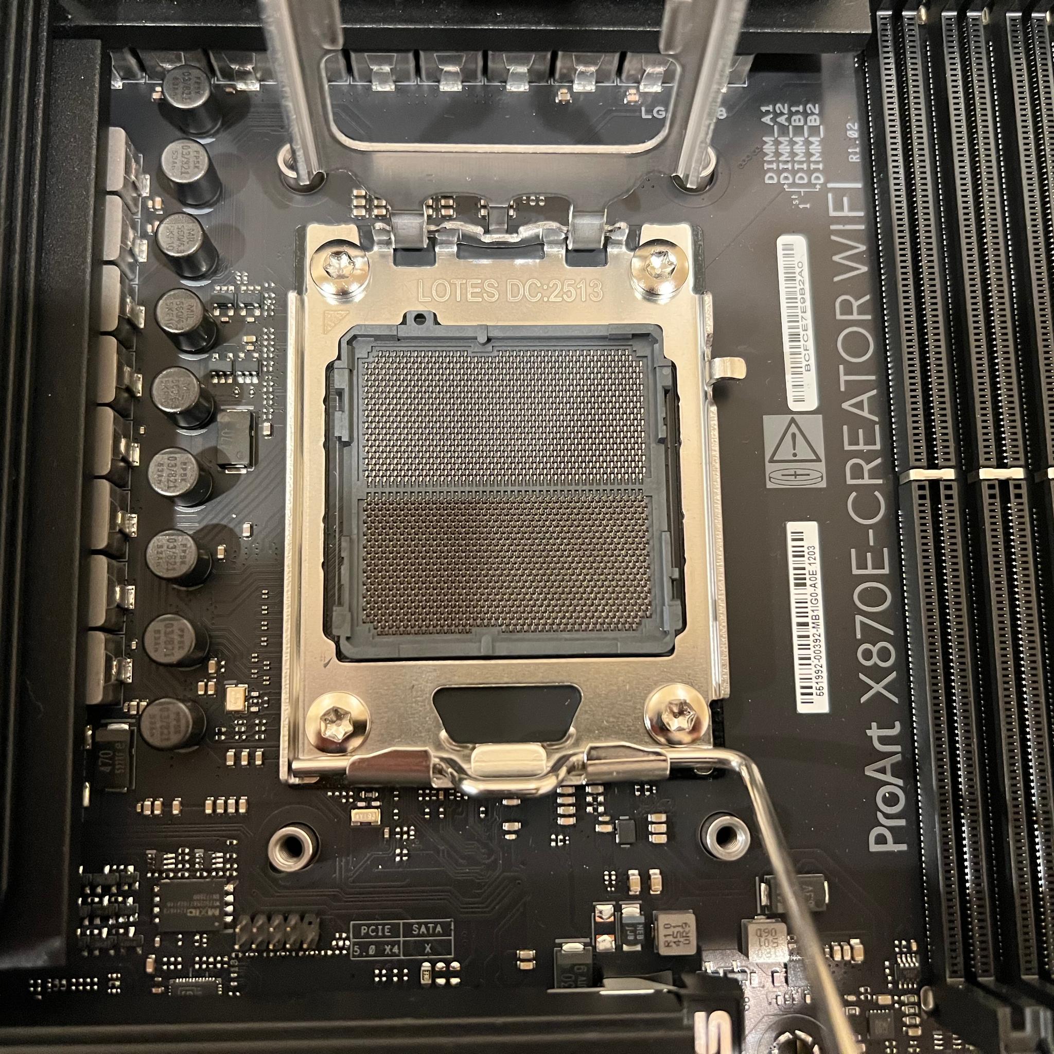 ASUS ProArt X870E-CREATOR WiFi AMD AM5 X870E ATX Motherboard PCIe 5.0 x16
