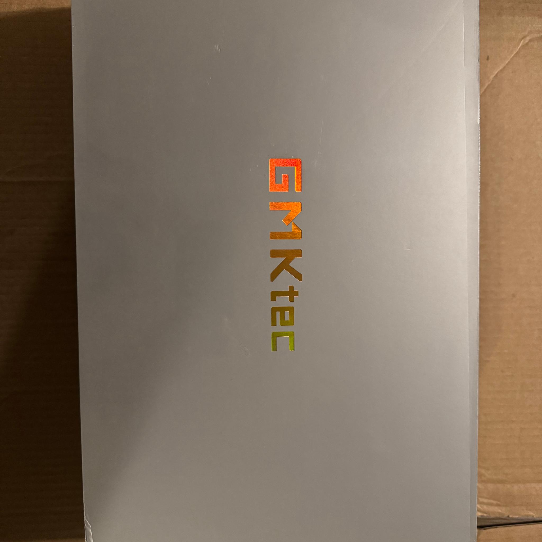 GMKtec EVO-X2 AI Mini PC - AMD Ryzen Al Max+ 395 - 64GB LPDDR5X 8000MHz - 1TB PCIe 4.0 SSD