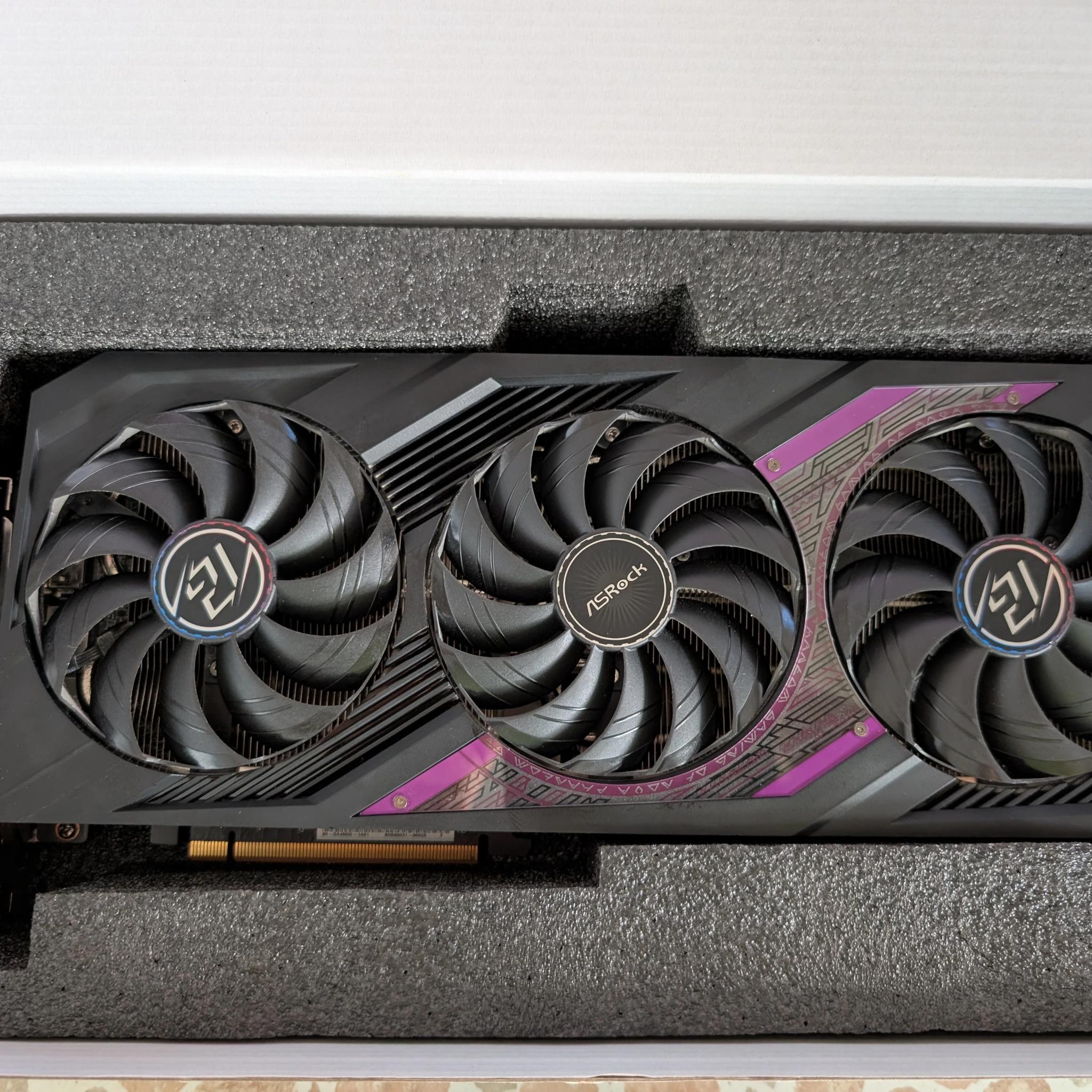 ASRock RX 7800 XT Phantom Gaming 16 GB OC