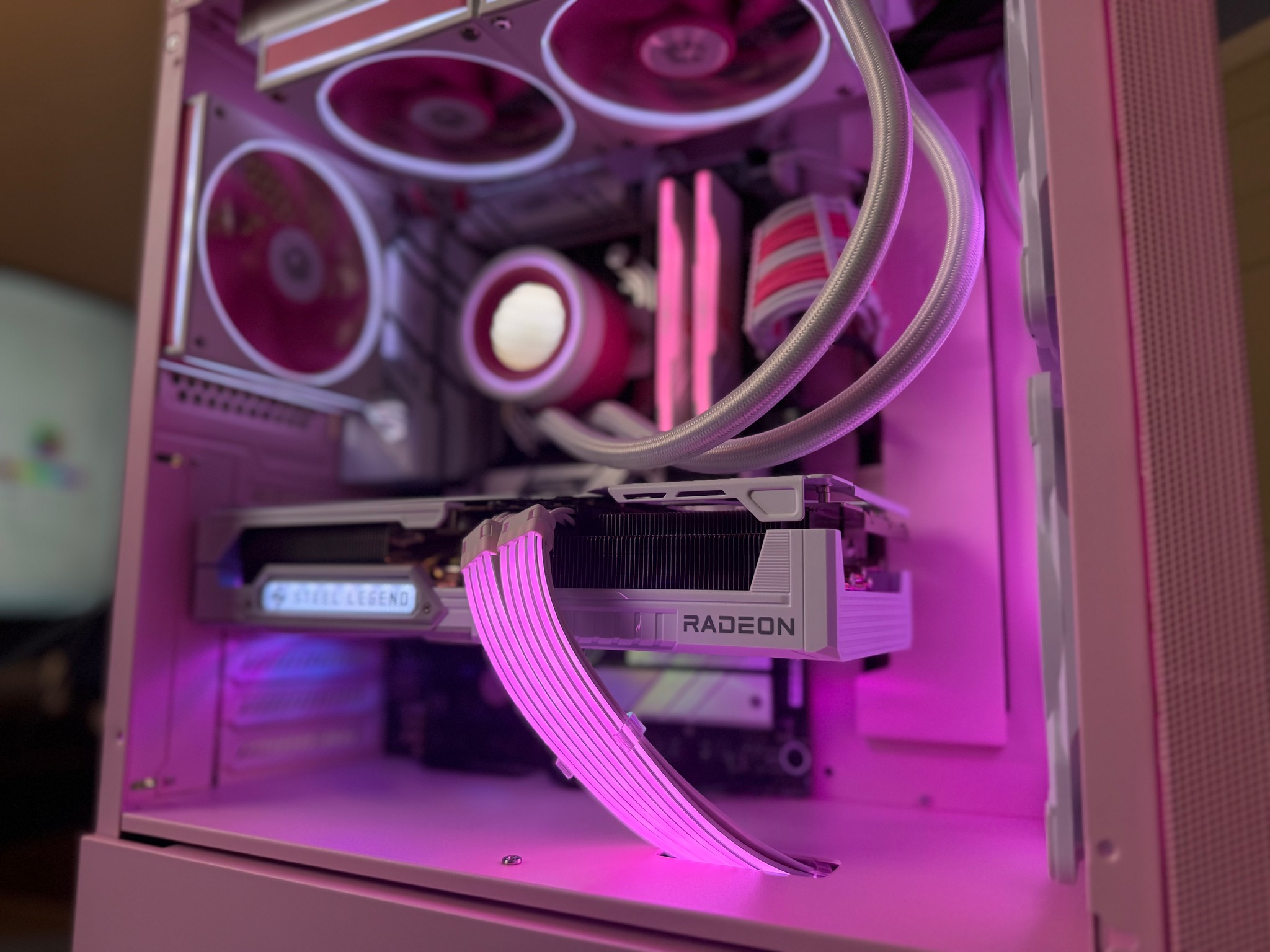 🌸 Insane 1440p Gaming - RX 9070 XT | Ryzen 5 9600X | 32GB DDR5 | 2TB SSD | Windows 11 Pro