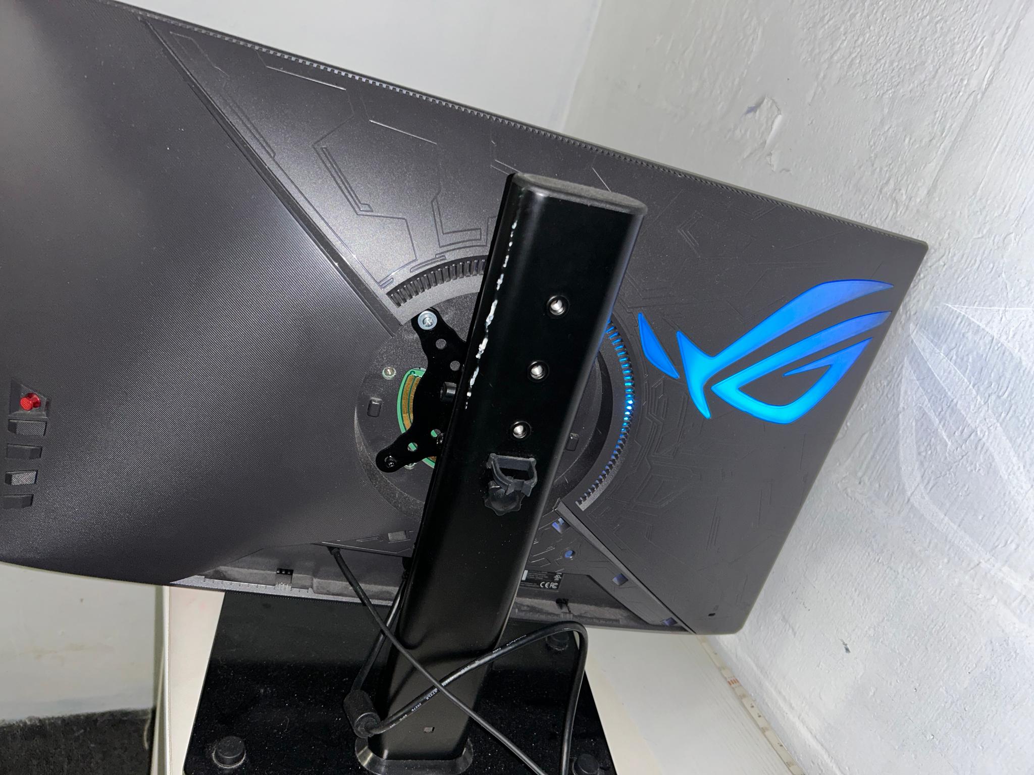 GeForce RTX 4070 Super Custom Gaming PC - Core i7-14700KF