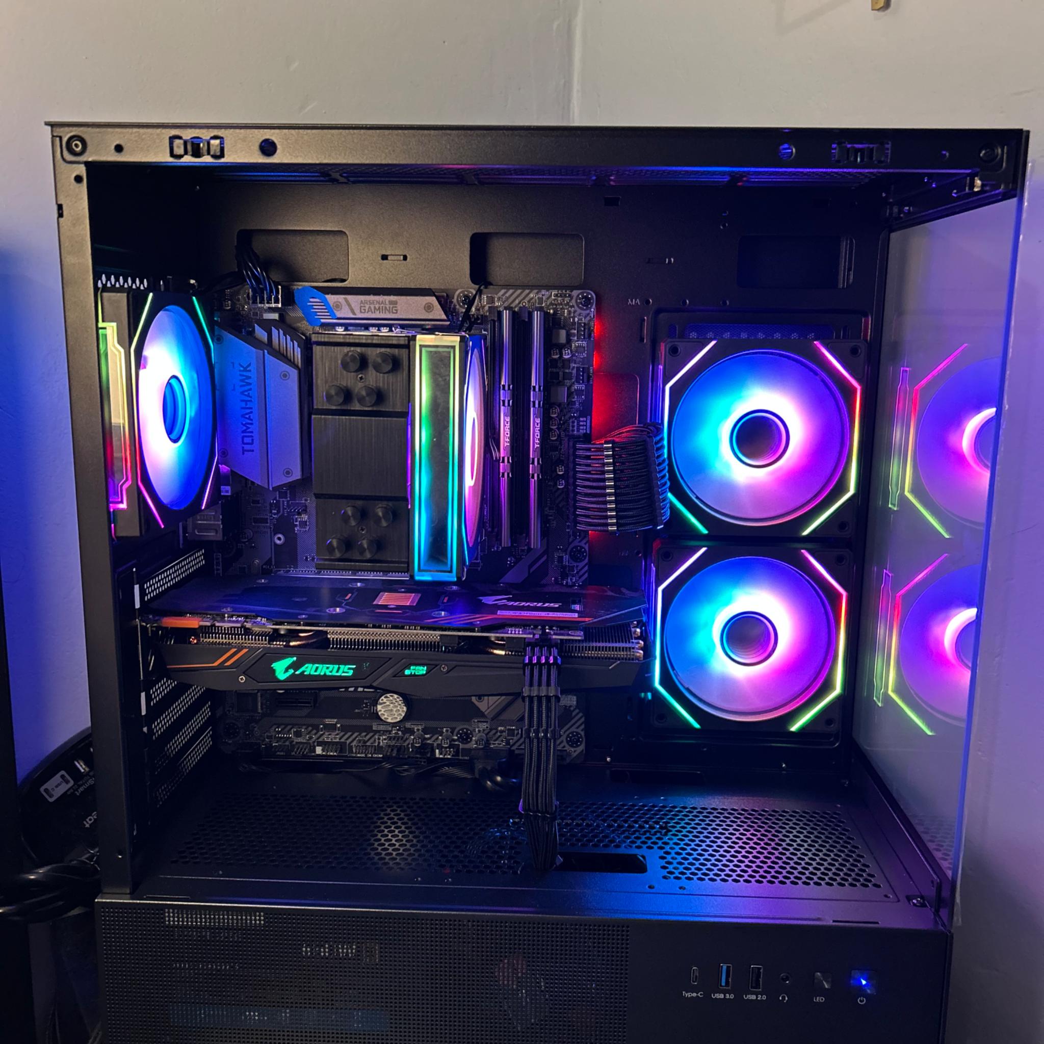 Aorus GTX 1070 TI | Ryzen 5 2600X | Black 1080p gaming PC