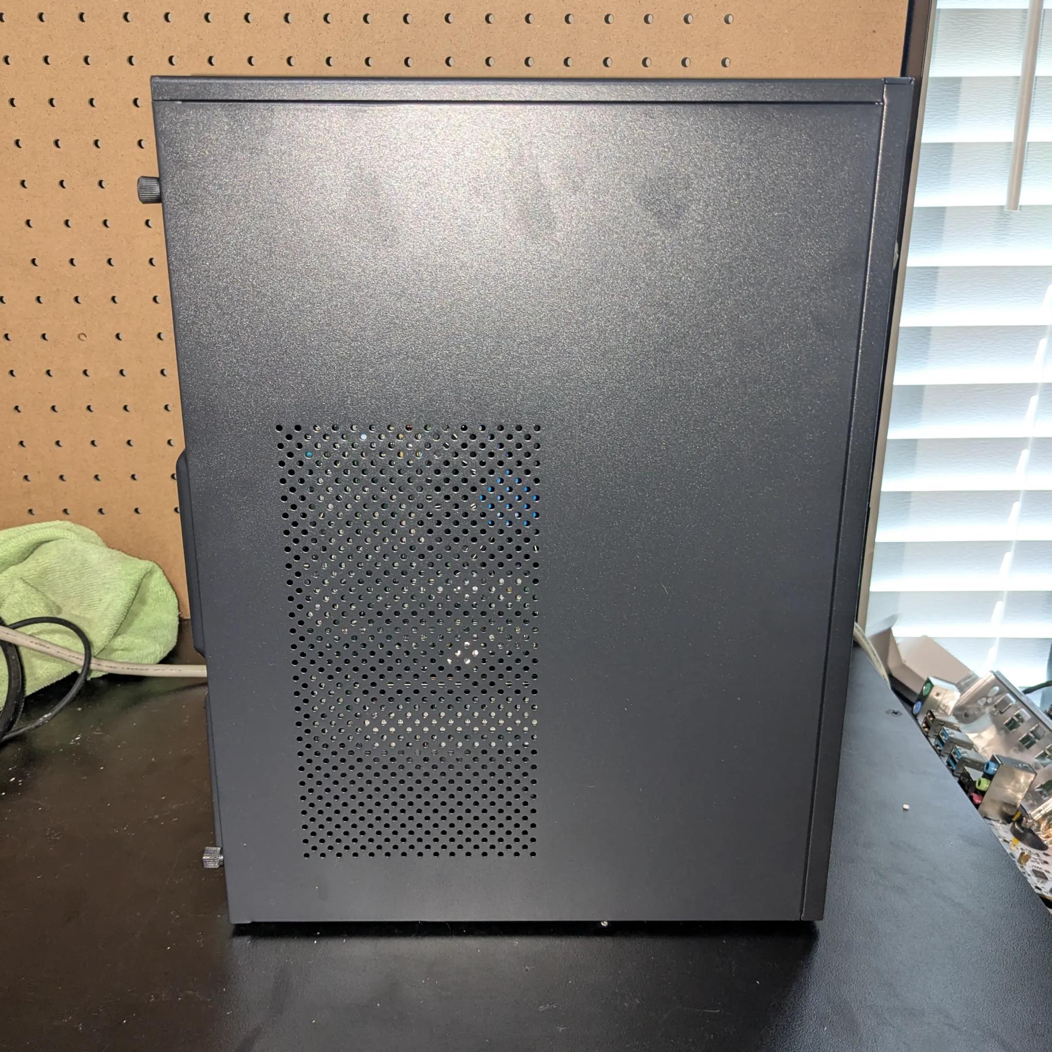 Scratch and Dent | Minimalist Windows 11 | i5-6500, 16GB RAM, 512GB SSD, RX550 4GB, Win11, WiFi