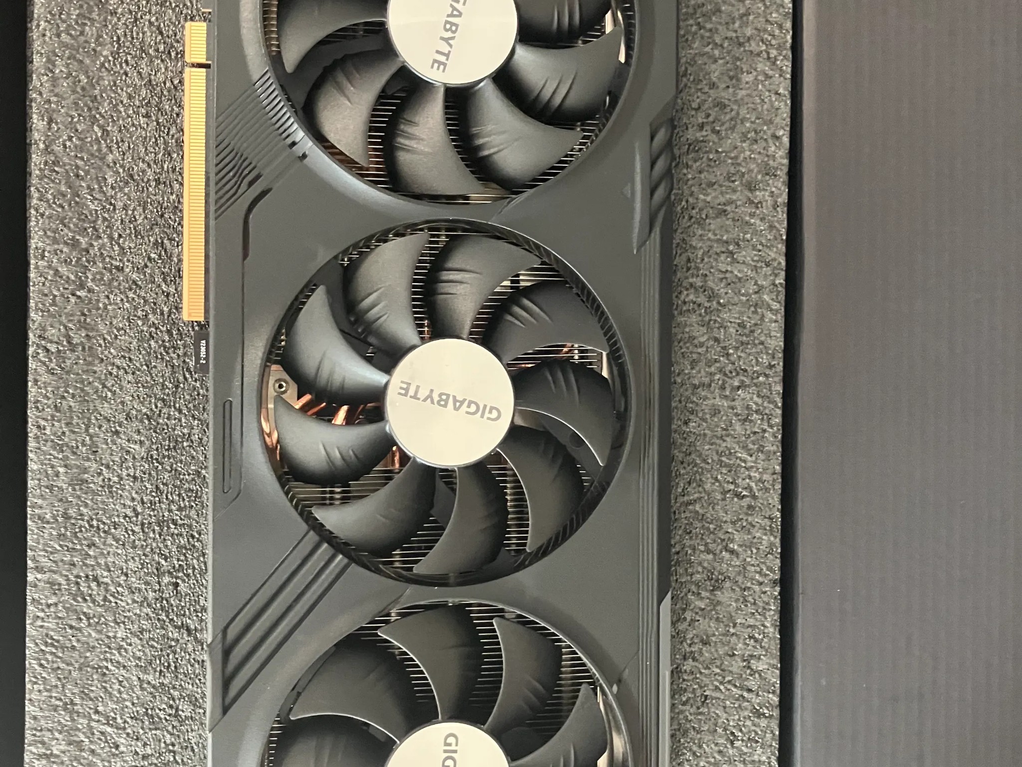 Radeon 7800xt Gigabyte Gaming OC 16GB