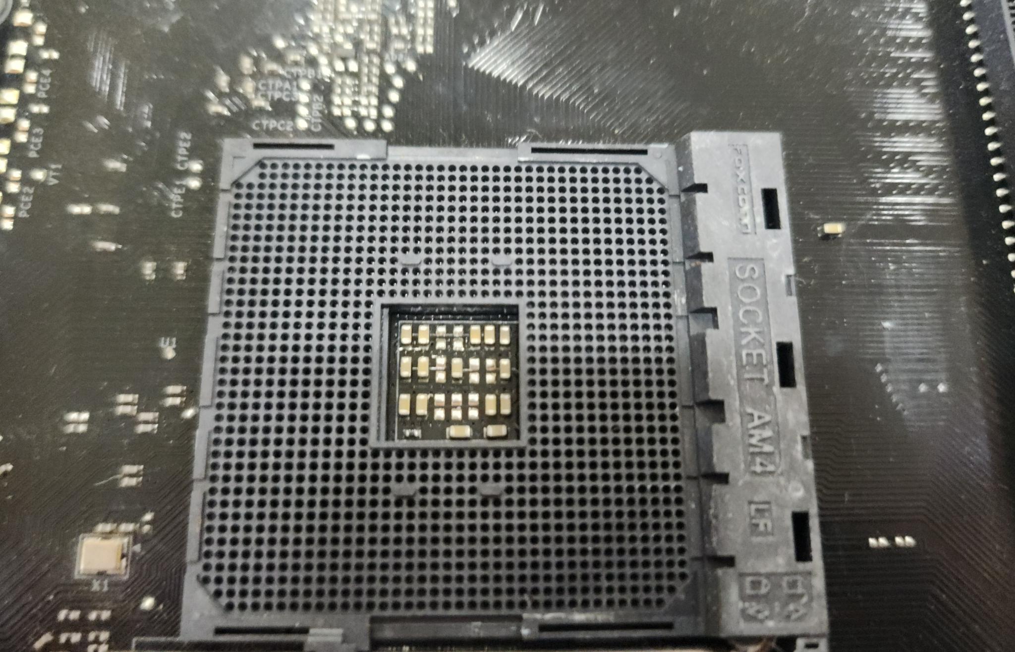 ASRock B450M Pro4 - Image 4