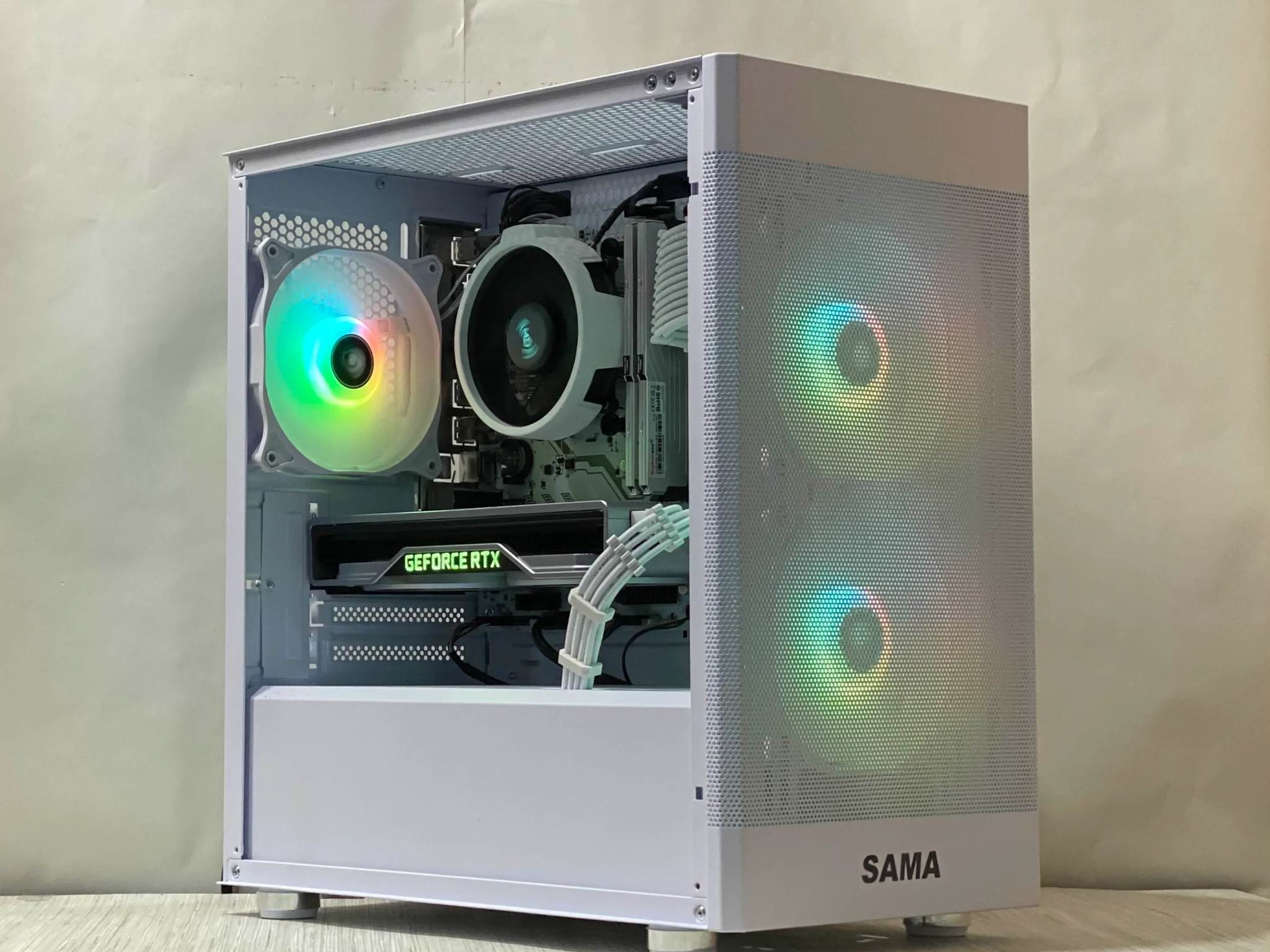 RTX 2060 Super, Ryzen 5 3600, 16GB DDR4, 512GB NVMe SSD, WiFi - White Gaming PC