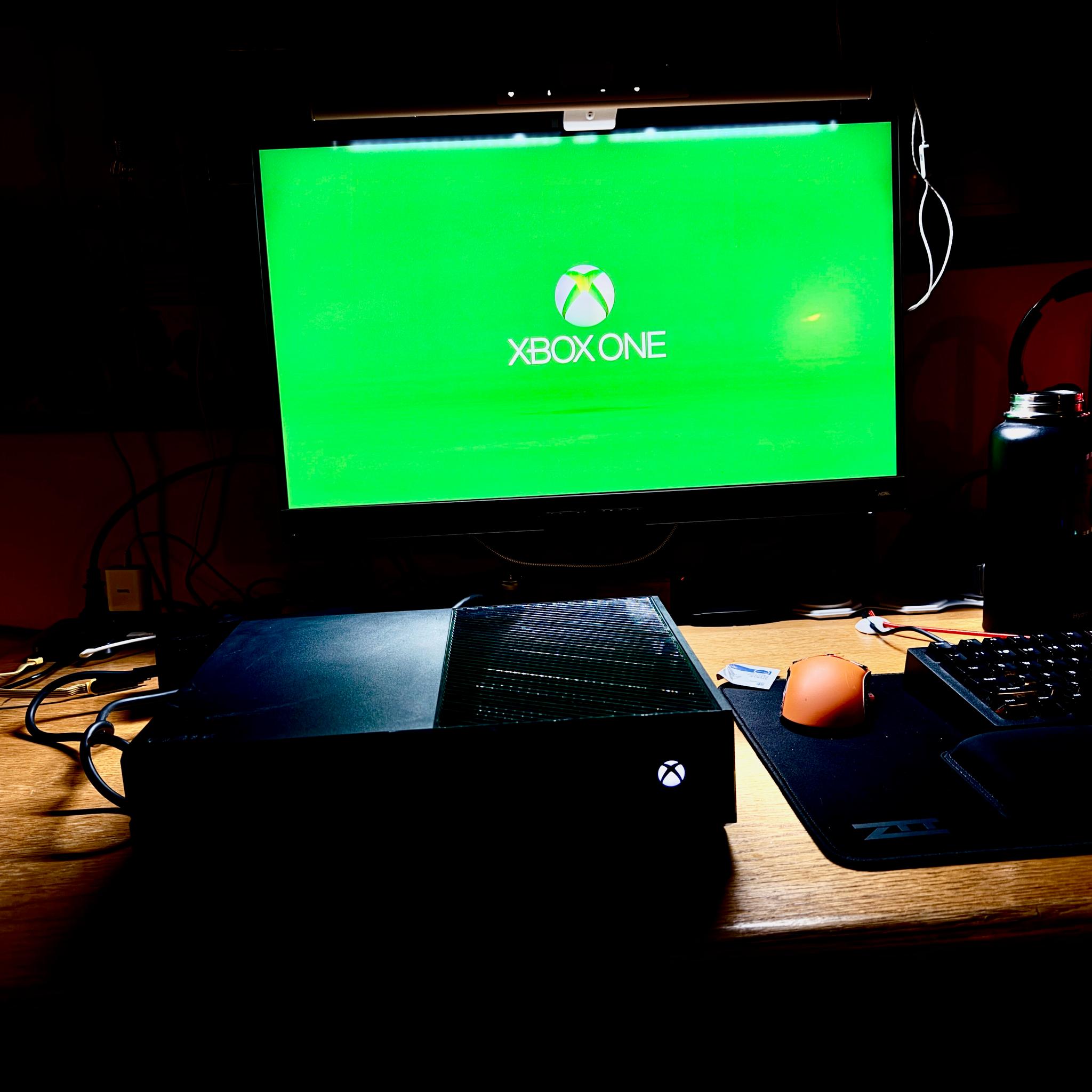 Microsoft Xbox One Model 1540 500GB | Original Kinect Port | Excellent | Console + Power | As-Is