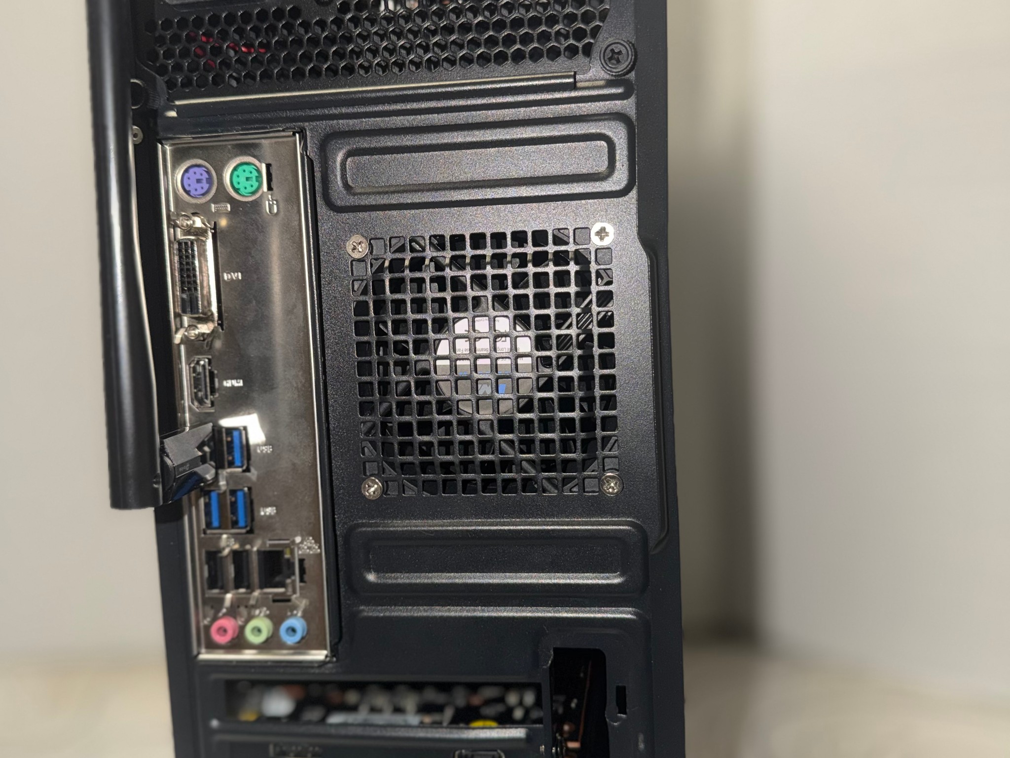Ryzen 5 5500 + RX 6500 XT | 64GB RAM | 1TB NVMe PC