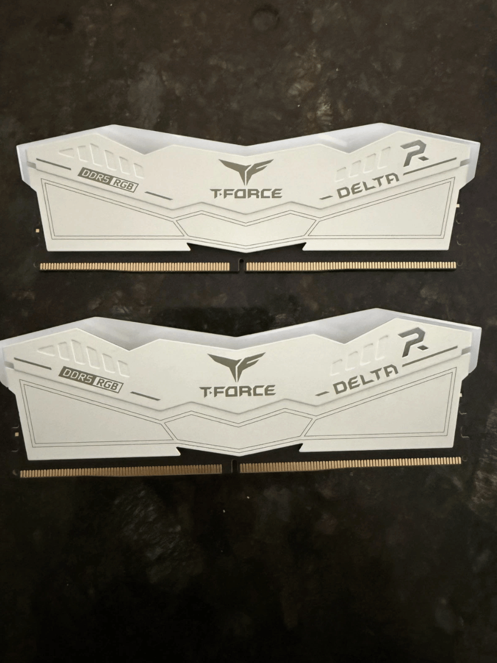 TEAMGROUP T-Force Vulcan 16GB DDR5-5600 (2x8GB) - Image 1