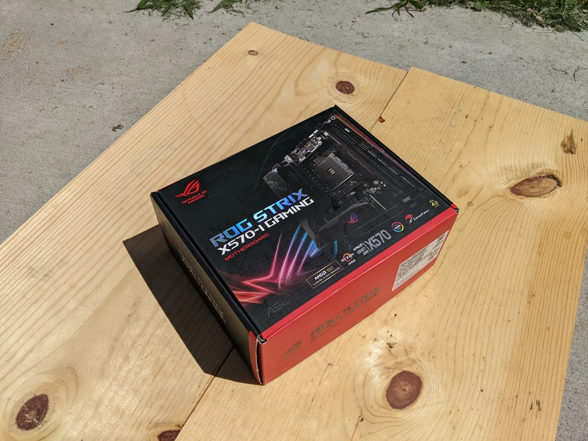 Asus ROG Strix X570-I Gaming Mini ITX AM4 Motherboard