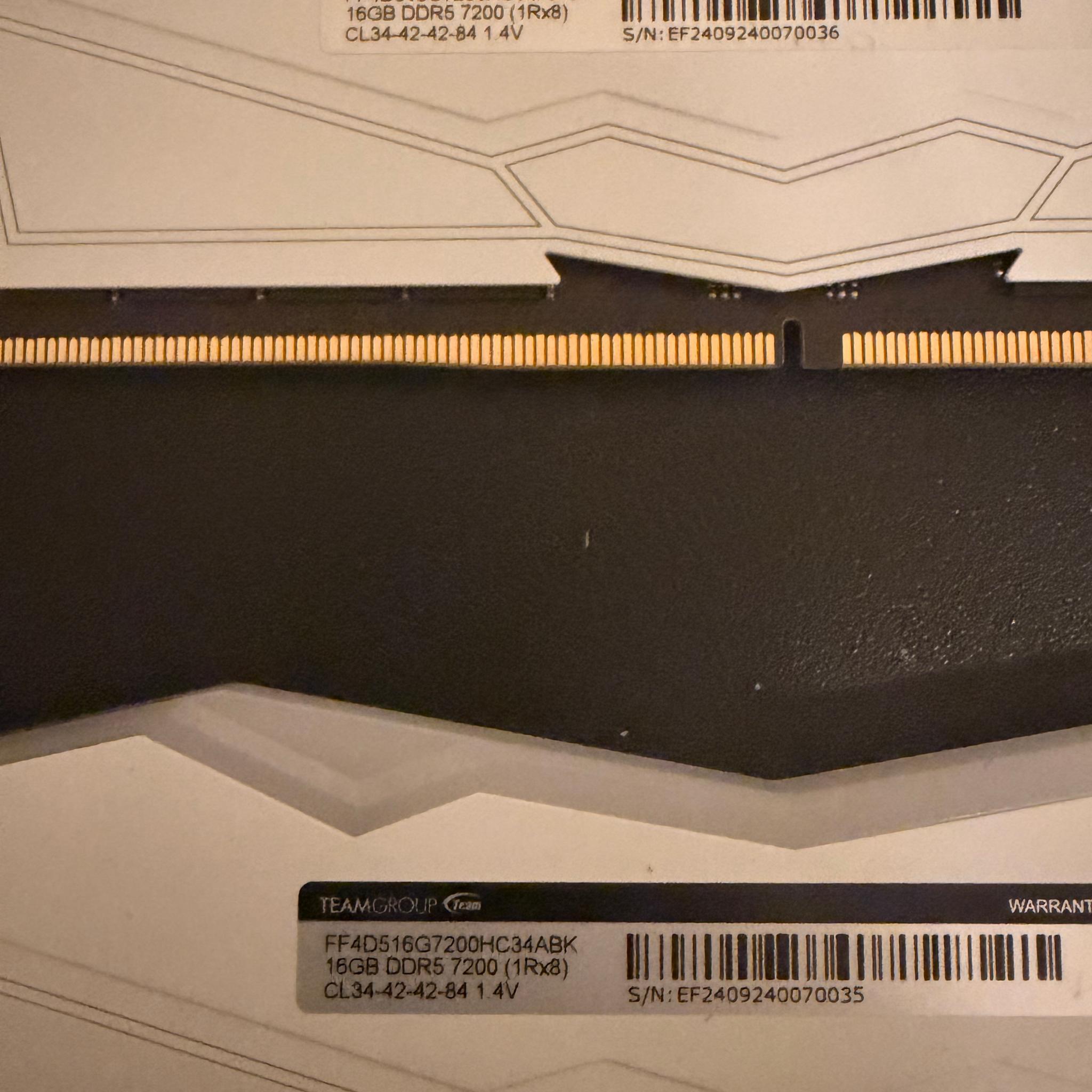 TEAMGROUP T-Force Delta RGB 16GB DDR5-7200 (2x16GB)