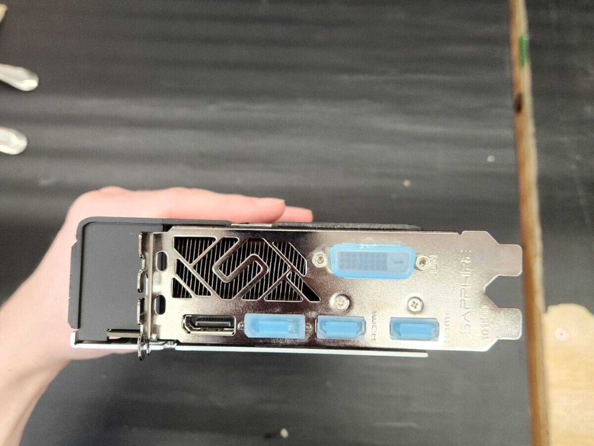 Sapphire Nitro+ Radeon RX 570 8GB GDDR5 Graphics Card - DisplayPort, HDMI, DVI