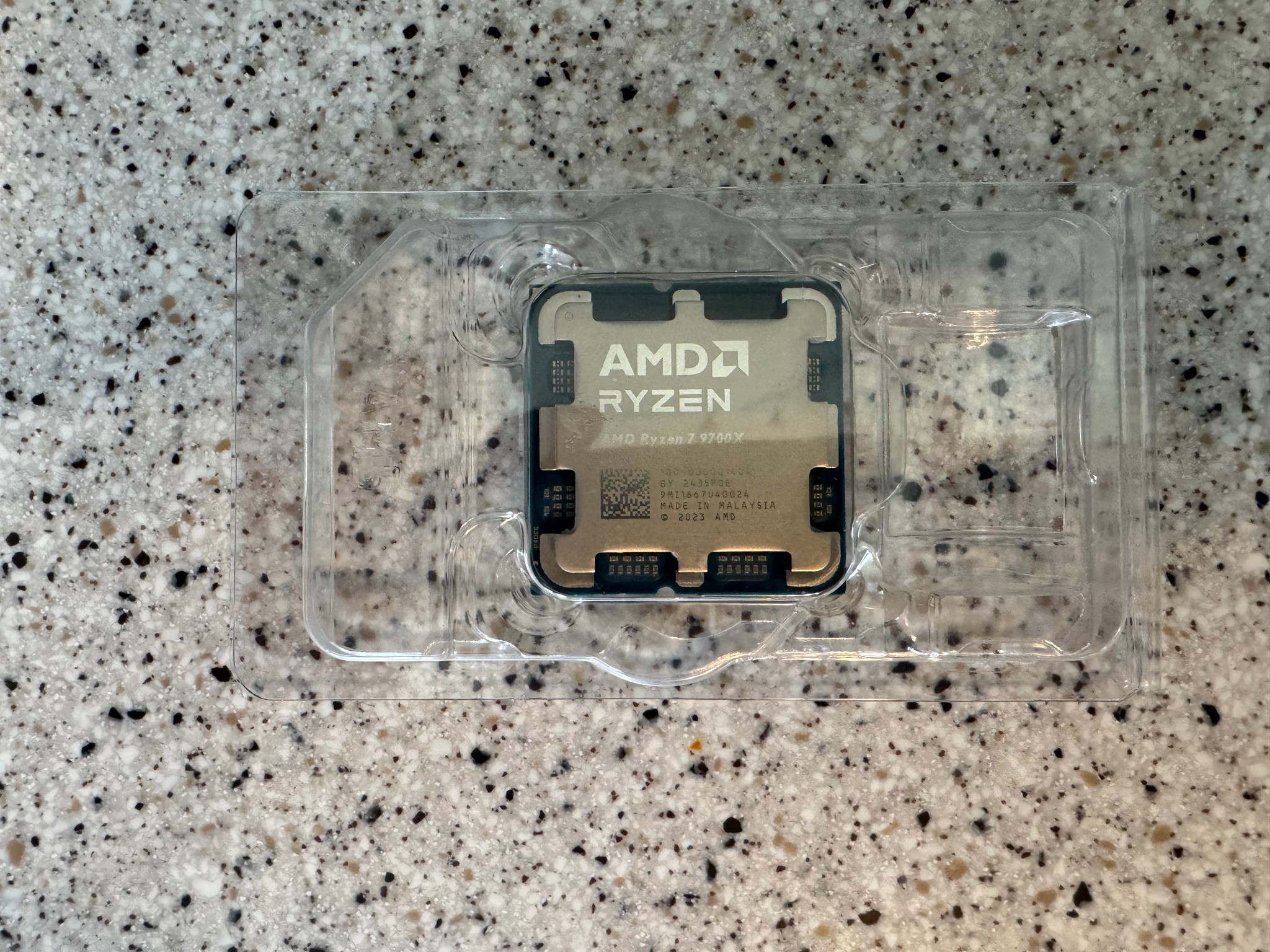 AMD Ryzen 7 9700X