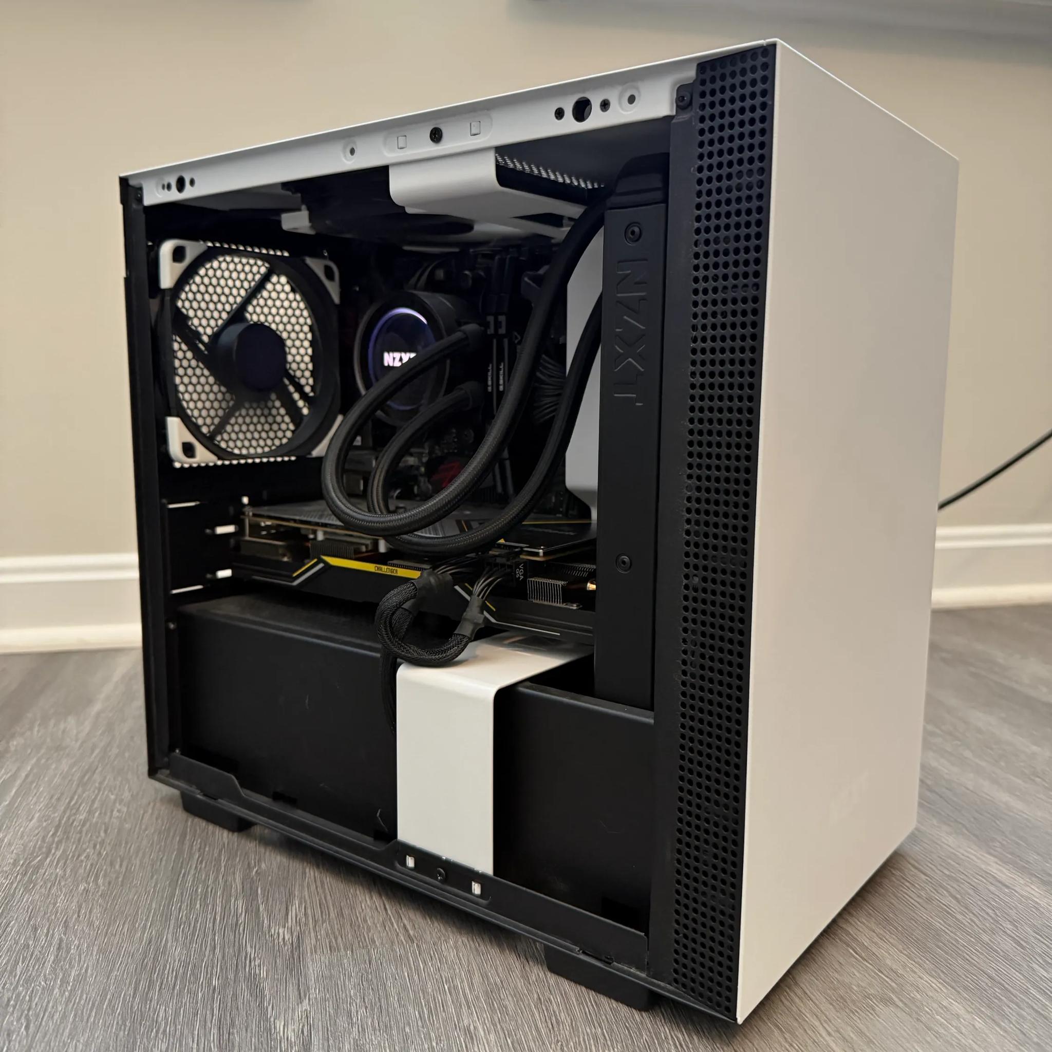 Mini Black & White Gaming PC - AMD Ryzen 5 3600X, AMD RX 5700XT, 32 GB RAM, Windows 11 Home