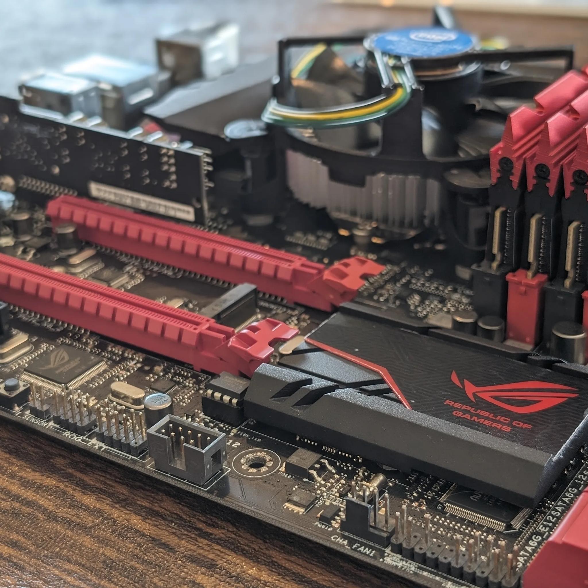 Combo: ASUS MAXIMUS VII GENE Z97 mATX Motherboard w/ Intel 4790k CPU and 32gb G.Skill 2400mhz