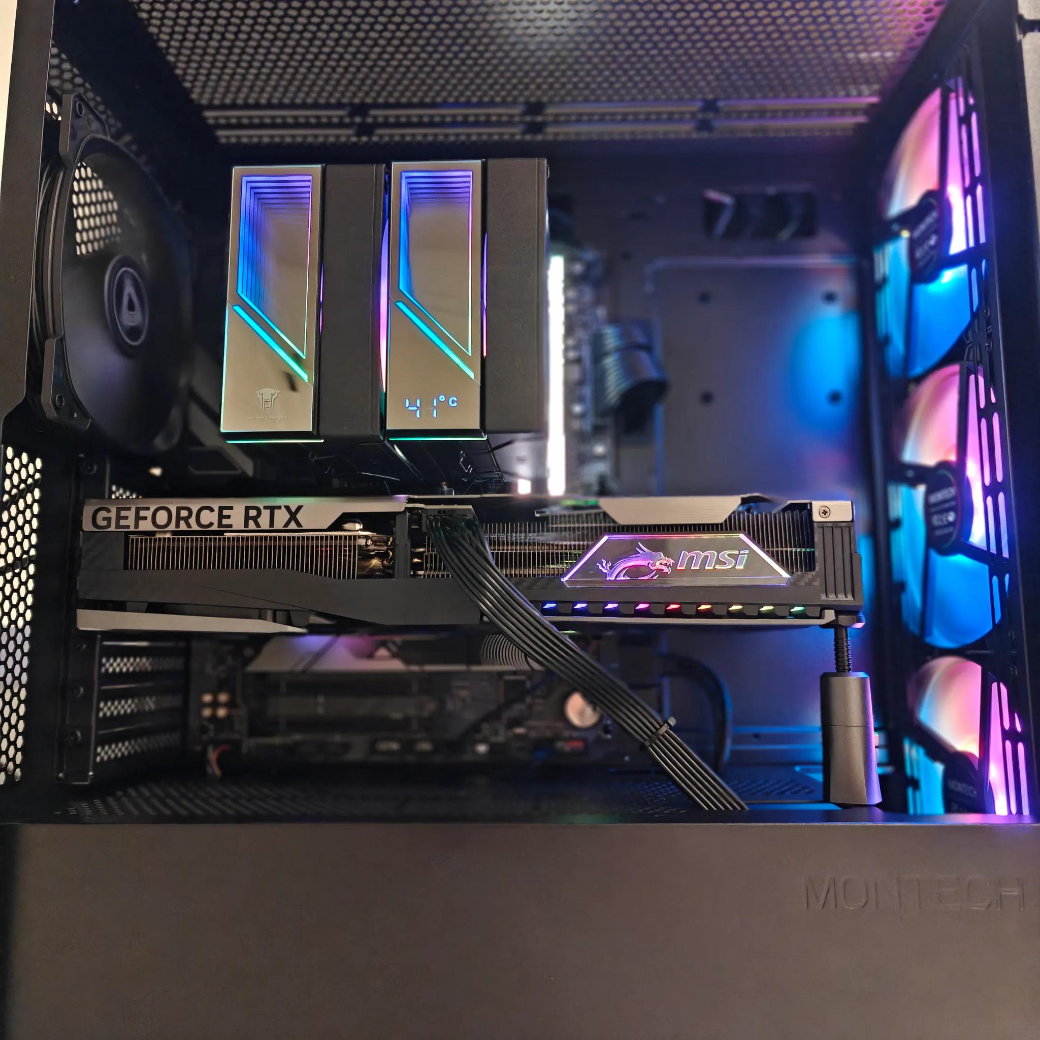 1440P - MSI Vanguard Nvidia RTX 5070 - AMD Ryzen 7 7700X - 32GB DDR5 6000 - 2TB M.2 Gen 4 SSD