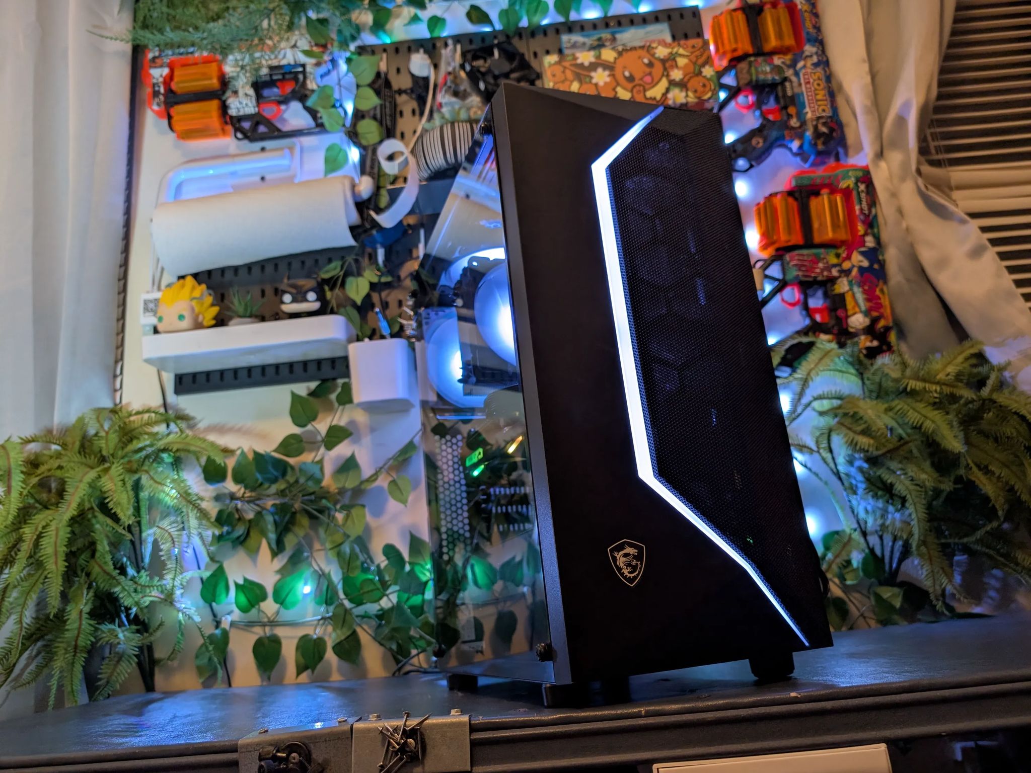 GTX 1660 Super / Ryzen 5 5500 / 16GB DDR4 3600MHz / 1TB NVMe / WiFi / RGB