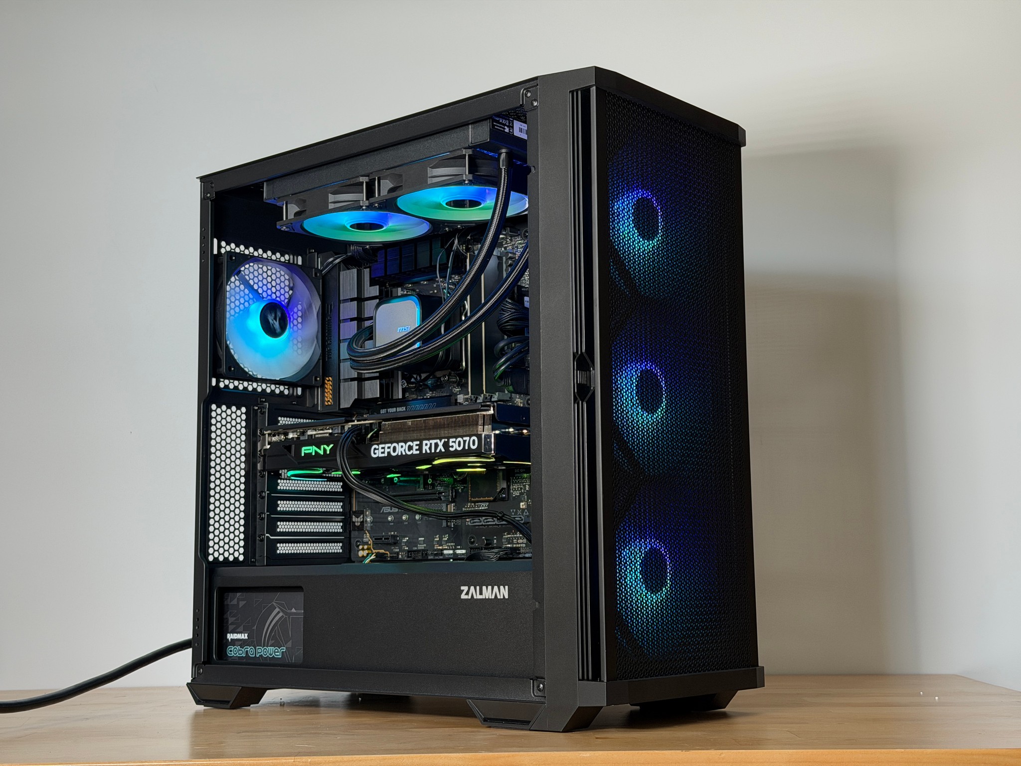 Ryzen 5 9600x RTX 5070 Gaming PC