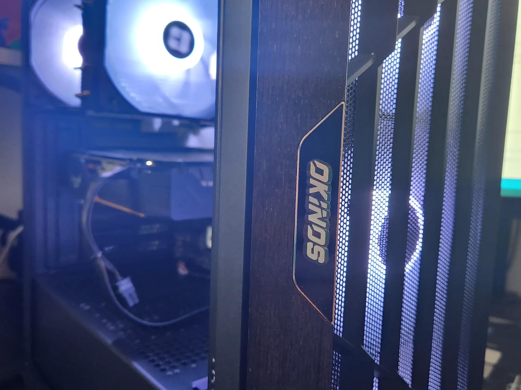 BLACK AND WHITE! 1660 SUPER Intro Gamer/ creator pc!