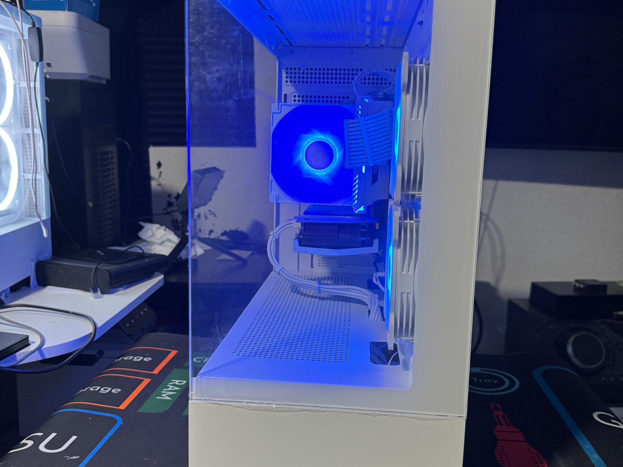 White RTX Fishtank GaminG PC | RTX 3060 12GB | i5 12400F | 16GB DDR4 | 512GB NvMe