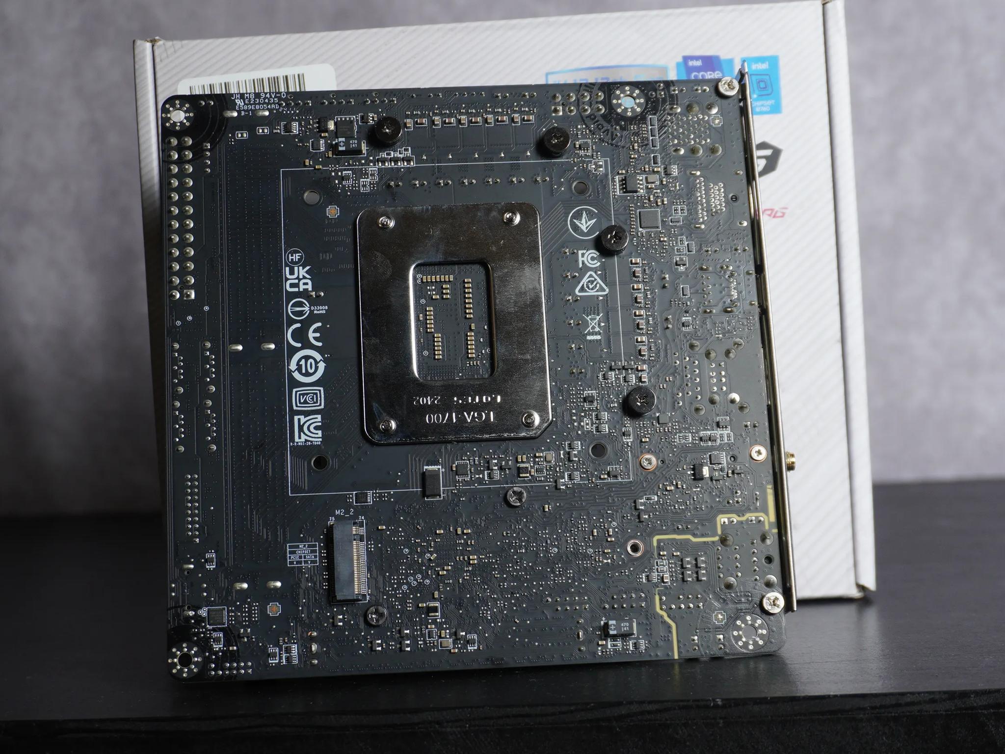 MSI b760i edge