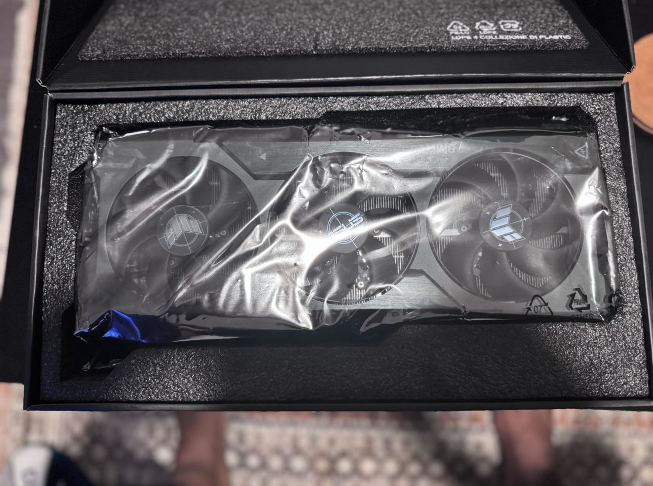 ASUS TUF Gaming AMD Radeon RX 7900 XTX OC Edition