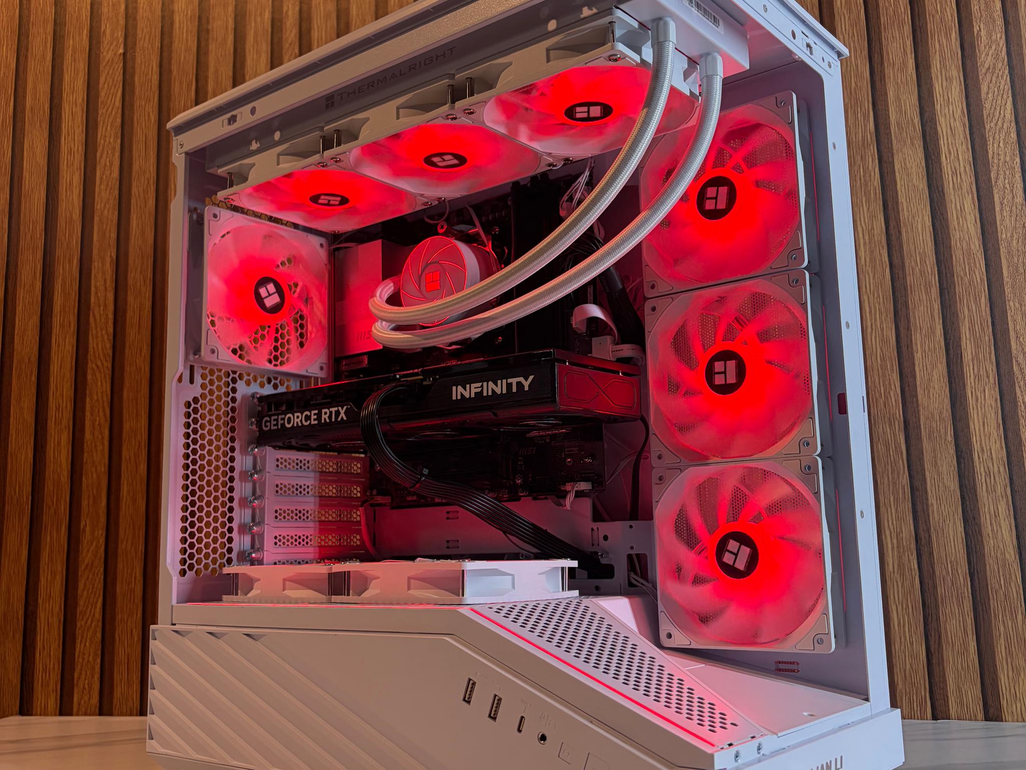 RTX 5070 | RYZEN 7 7800X3D | 16GB DDR5 | 750W PSU | 1TB SSD| 360MM AIO