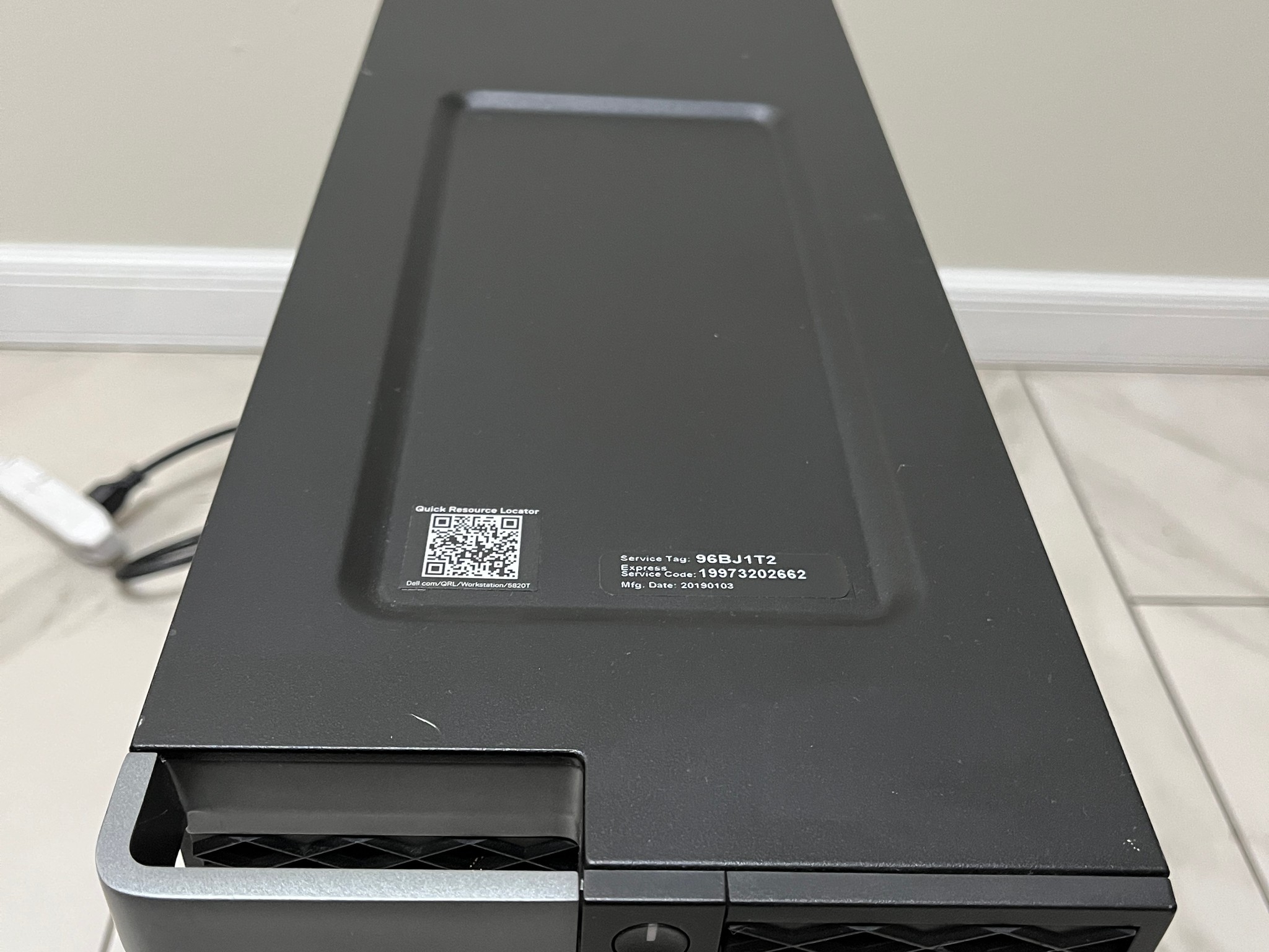 NVIDIA RTX 2080 Ti 11GB, Intel i7-7800x, 16GB RAM, 1 TB SSD, High FPS Dell Gaming PC w/ Wi-Fi & BT