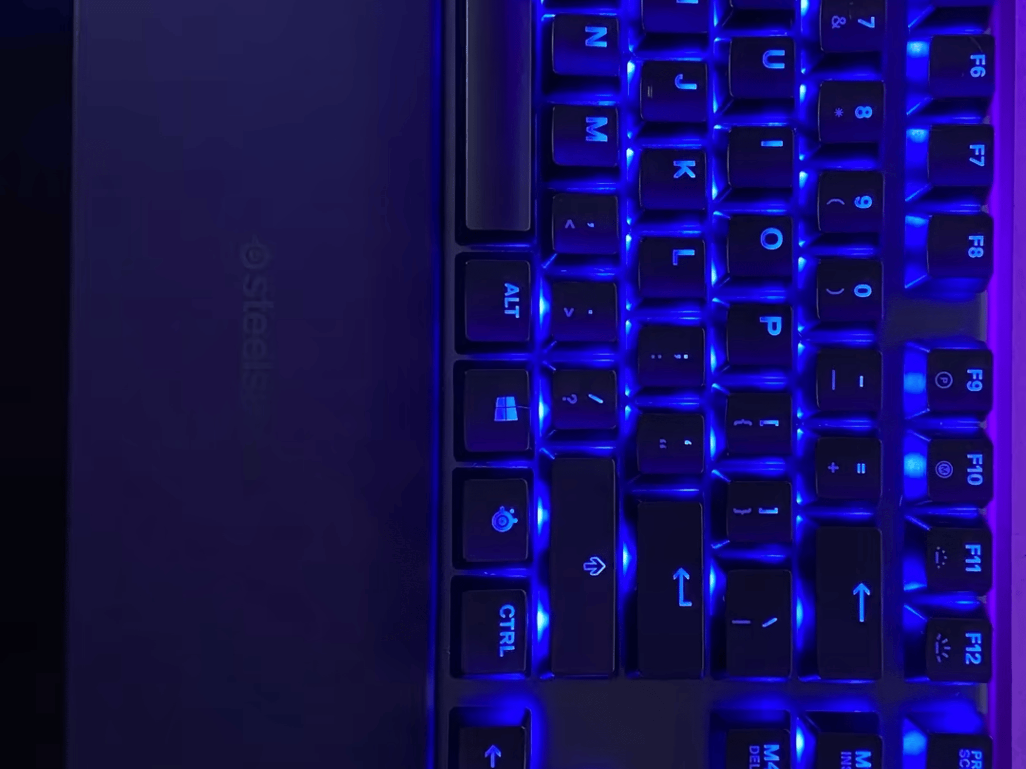 SteelSeries Apex 5 Gaming Mechanical Keyboard