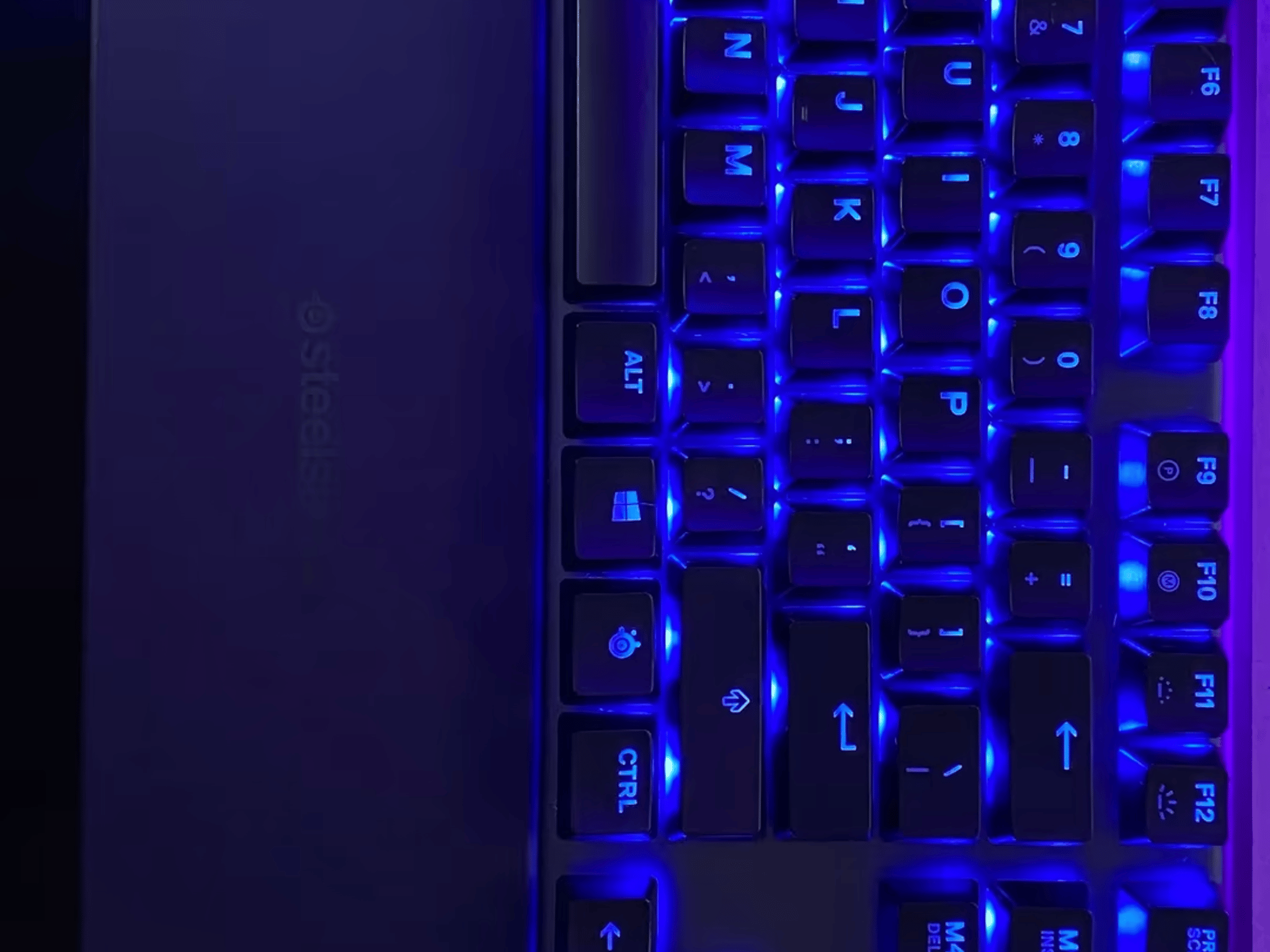 SteelSeries Apex 5 Gaming Mechanical Keyboard