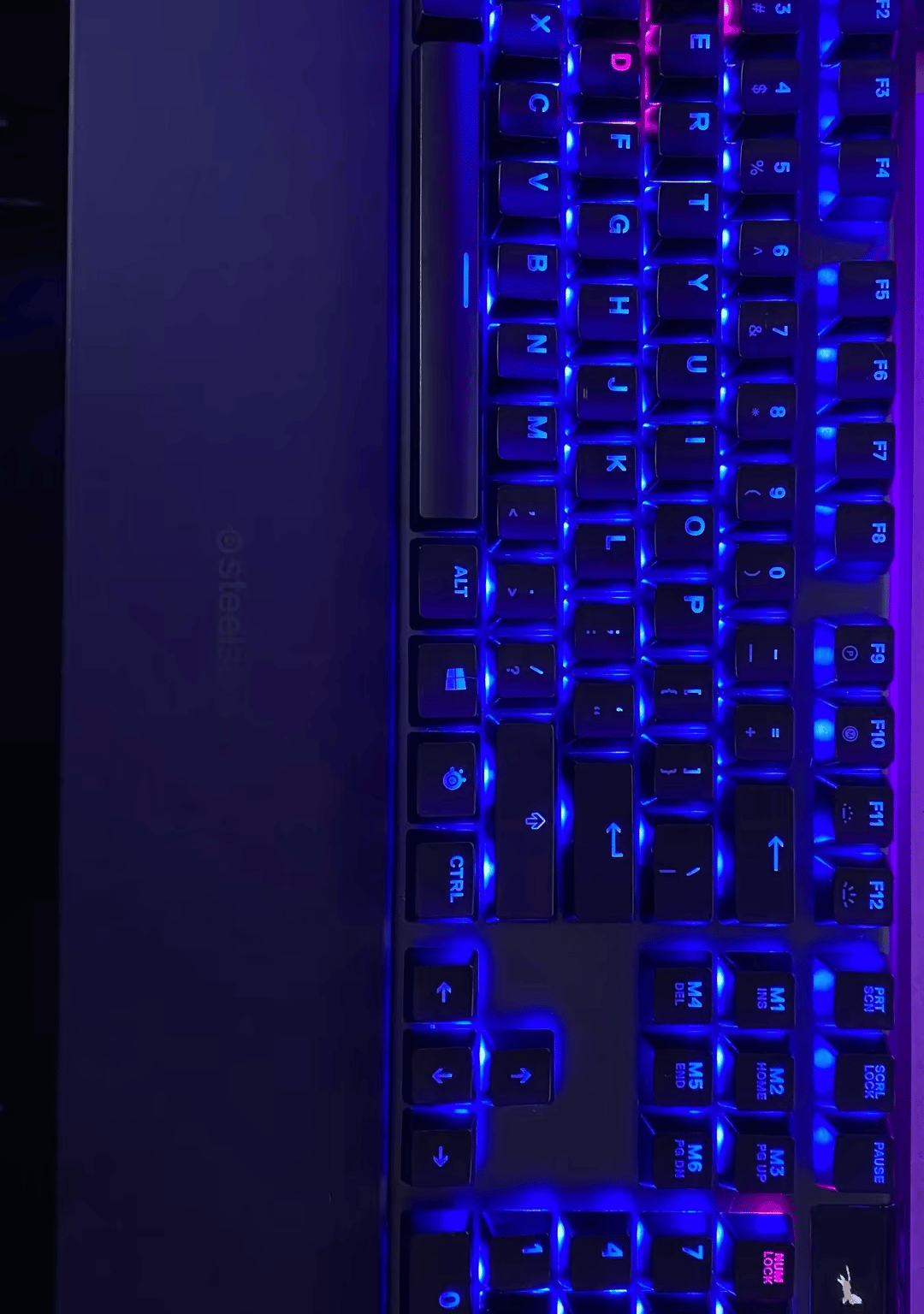 SteelSeries Apex 5 Gaming Mechanical Keyboard