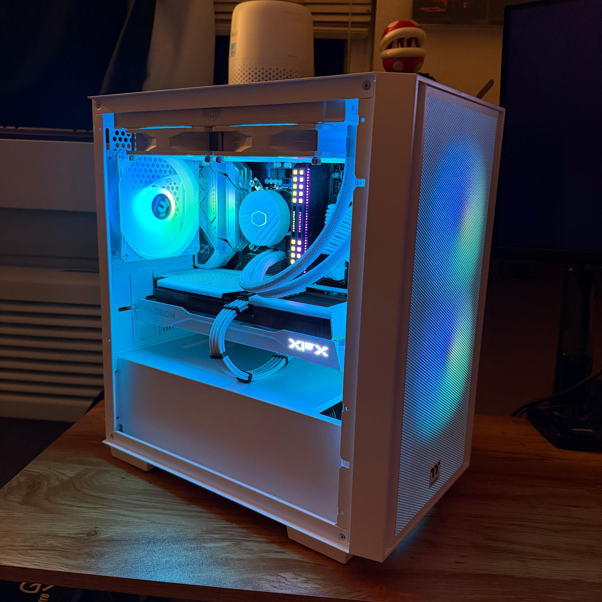 ⚡Ultimate⚡🧊 Iced Out 🧊 Intel/AMD PC! i5-13600K | 9060XT 16GB | 1TB NVME SSD | 64GB DDR4 RAM |