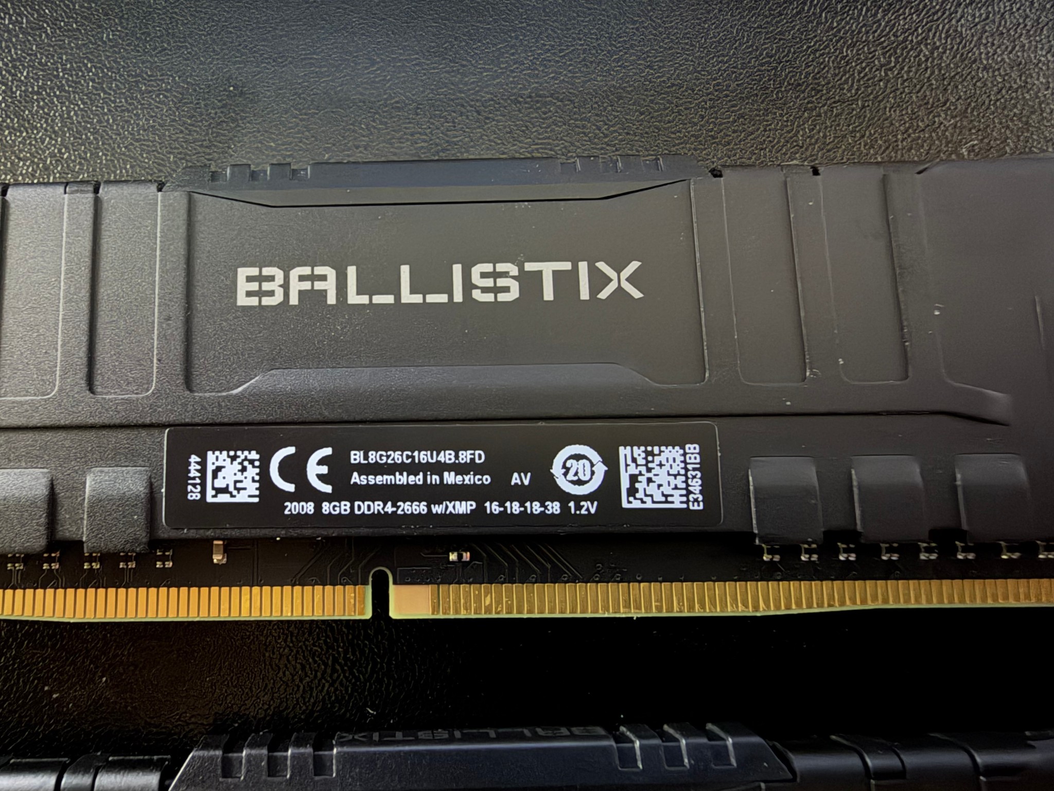 Used Crucial Ballistix 16GB (2x8GB) PC4-21300 DDR4-2666MHz