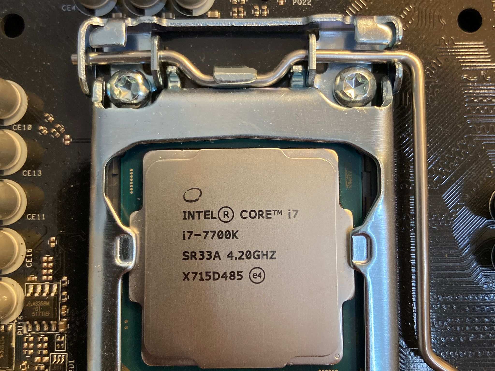 Intel Core i7-7700k