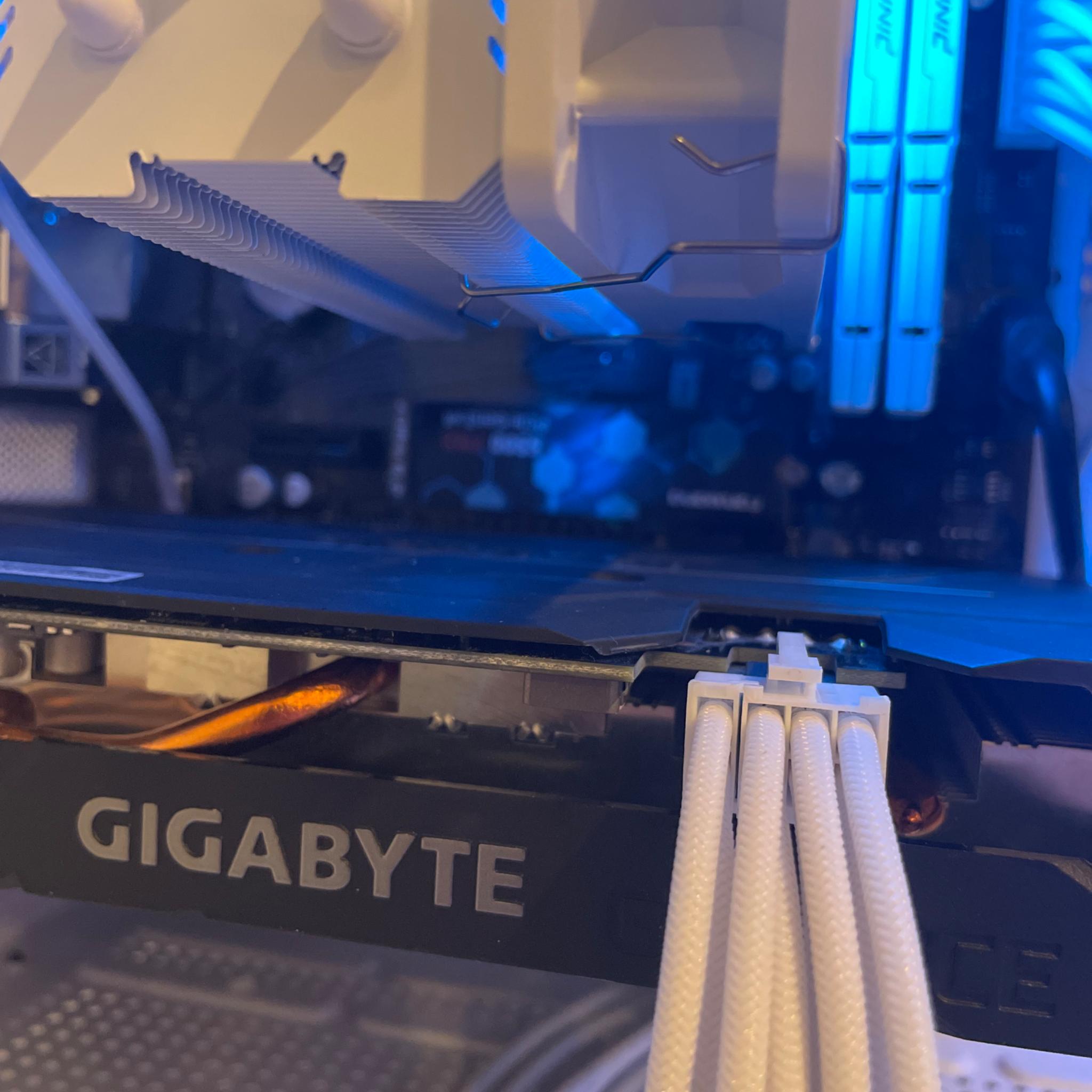 White Gaming Pc Gtx 1660 6gb, Ryzen 5 3600, Ram 16gb,