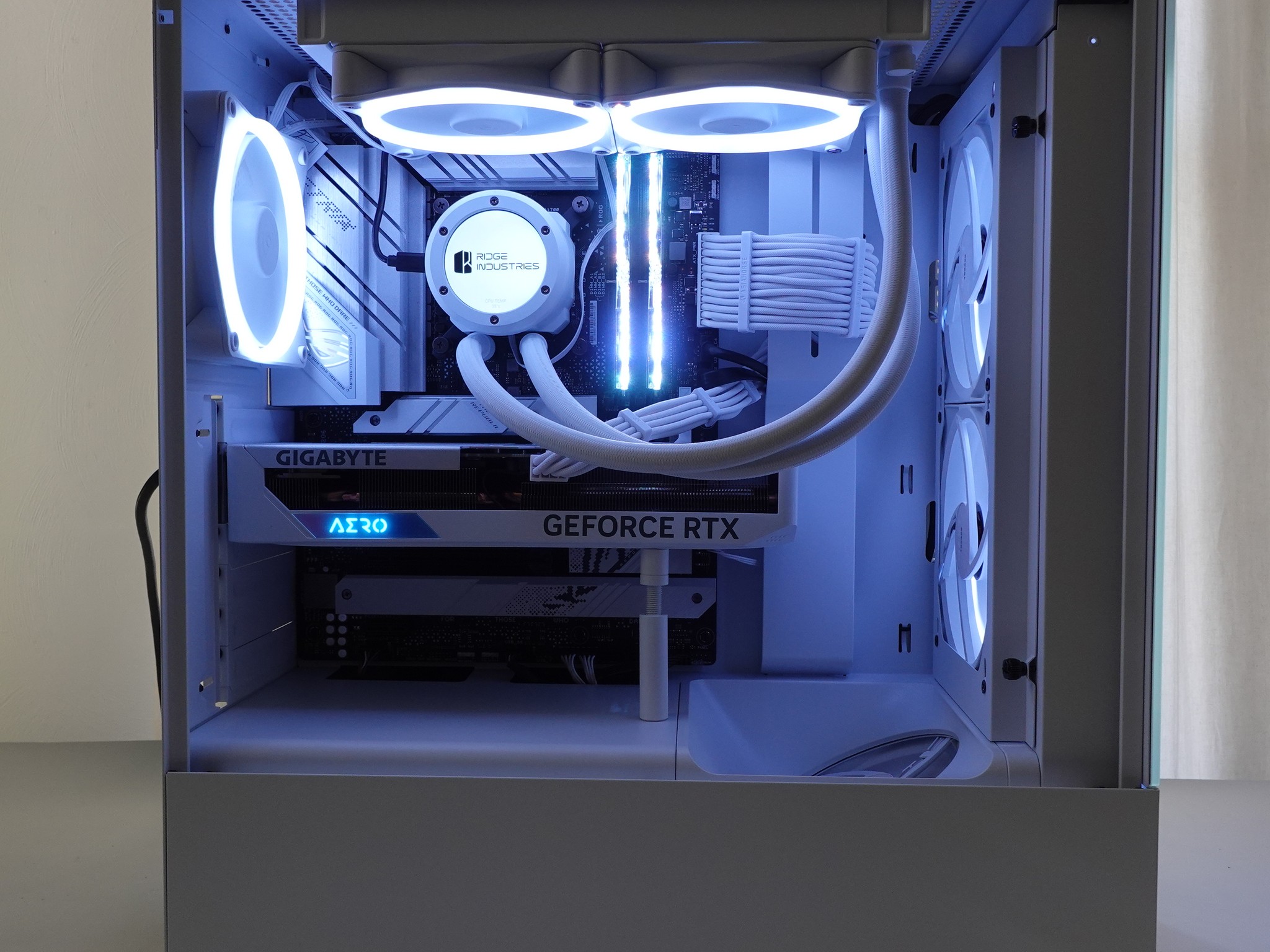 ⚪️🧿 Midrange Esports Gaming PC Intel Core i5-13600K Gigabyte AERO 4060 Ti 32GB DDR5-6400 2TB NVMe