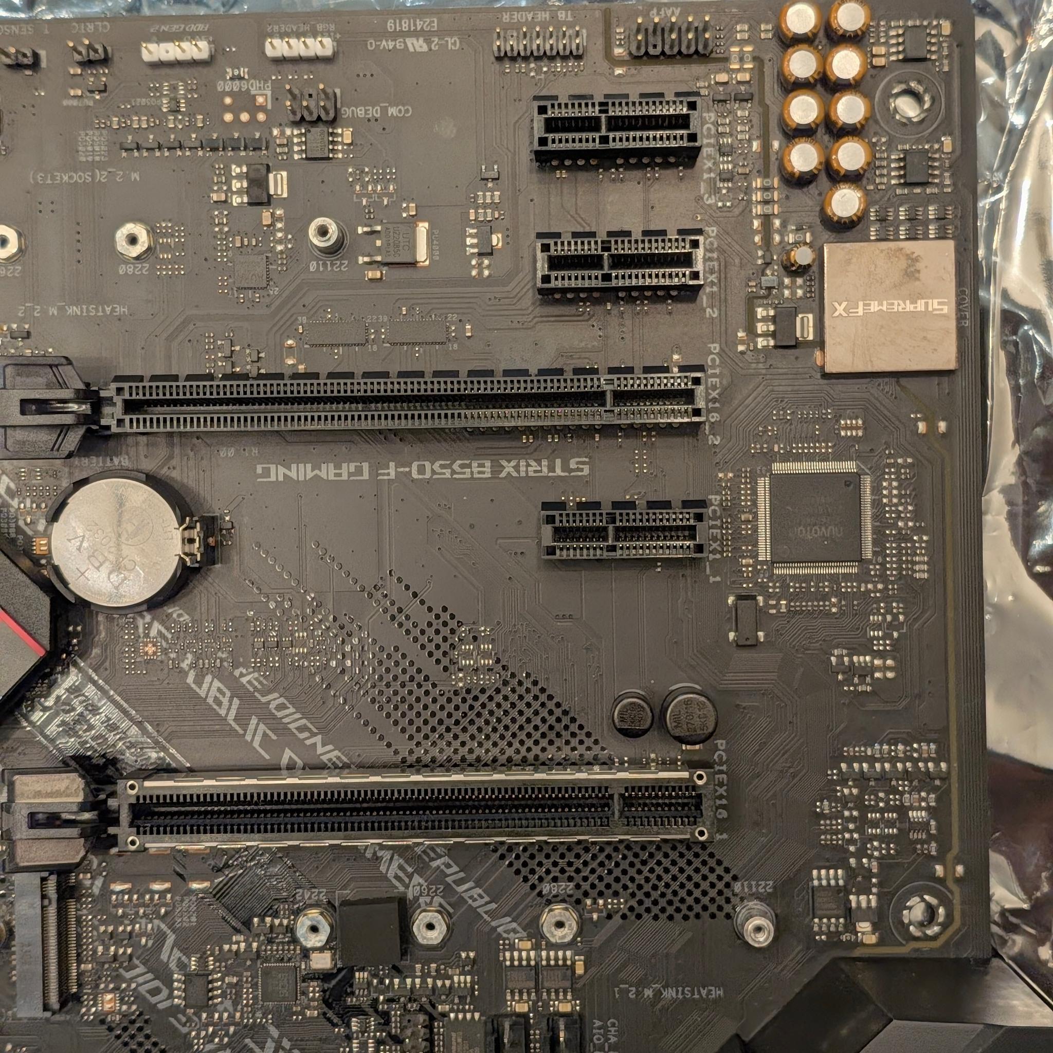 Asus B550 F Gaming Motherboard Ryzen 7 5700X 16GB ddr4 Ram