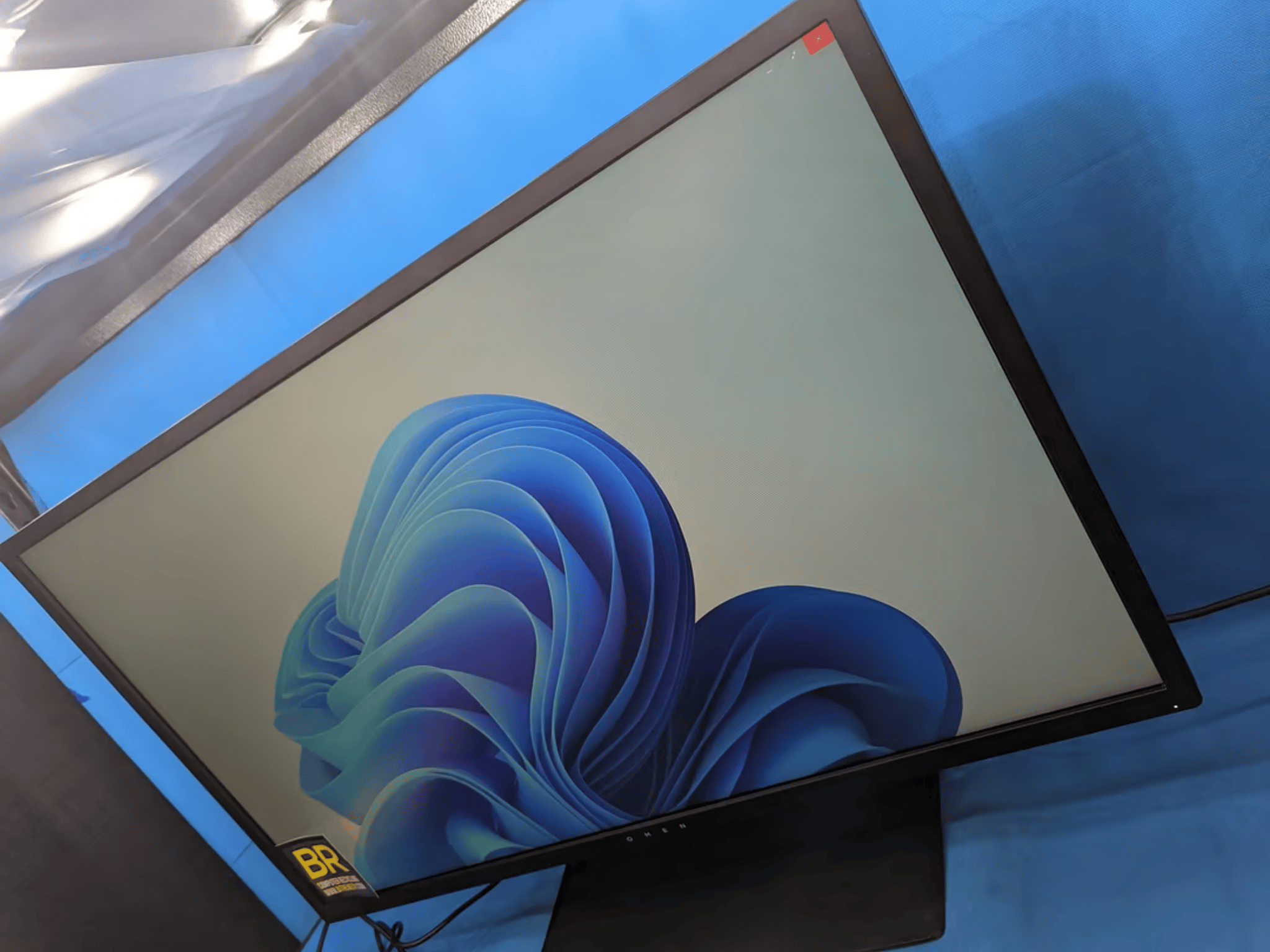 HP OMEN 32" 1440p 75hz HDMI DP Gaming Monitor Screen 