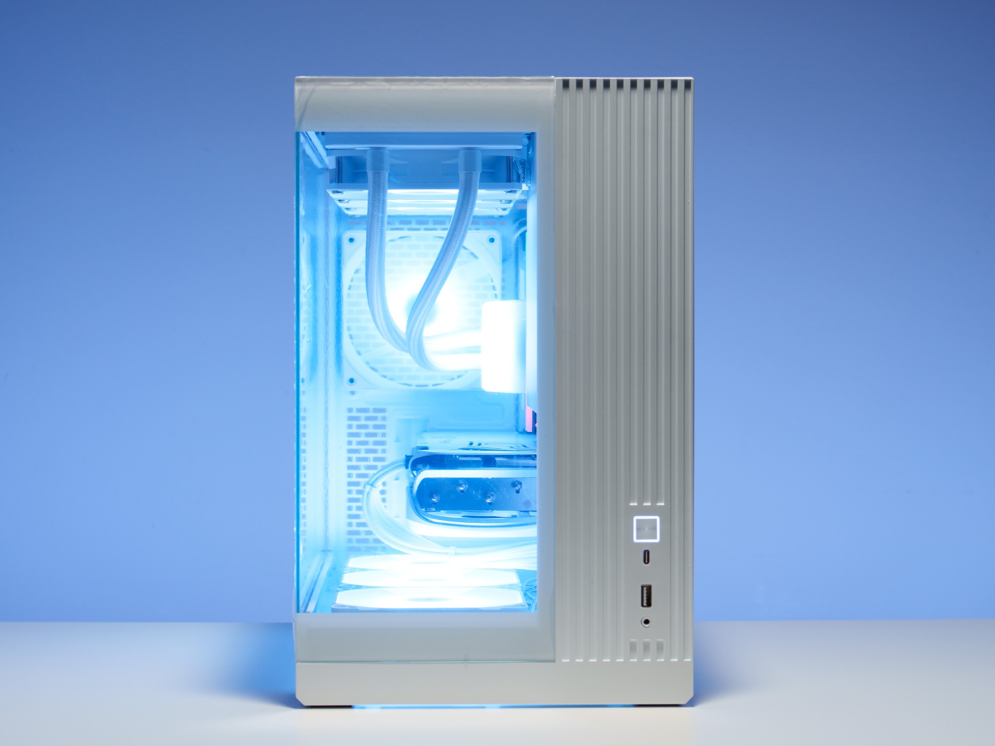 White Gaming PC | Ryzen 7600X3D + RTX 4070 Ti Super | 32GB DDR5 | 2TB m.2 drive