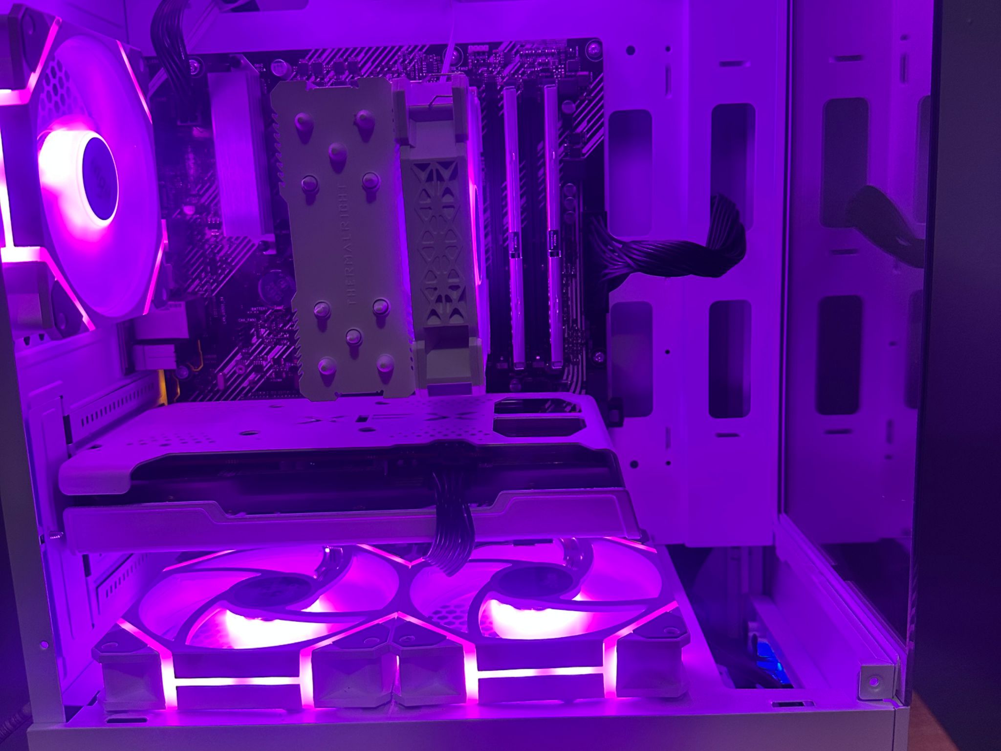 Ryzen 5 3600|XFX Rx6600|Asus B450|16g DDR4 3200 Mhz|600w 80+ PSU|256g M.2 NVME| 1 TB 3.5" HDD