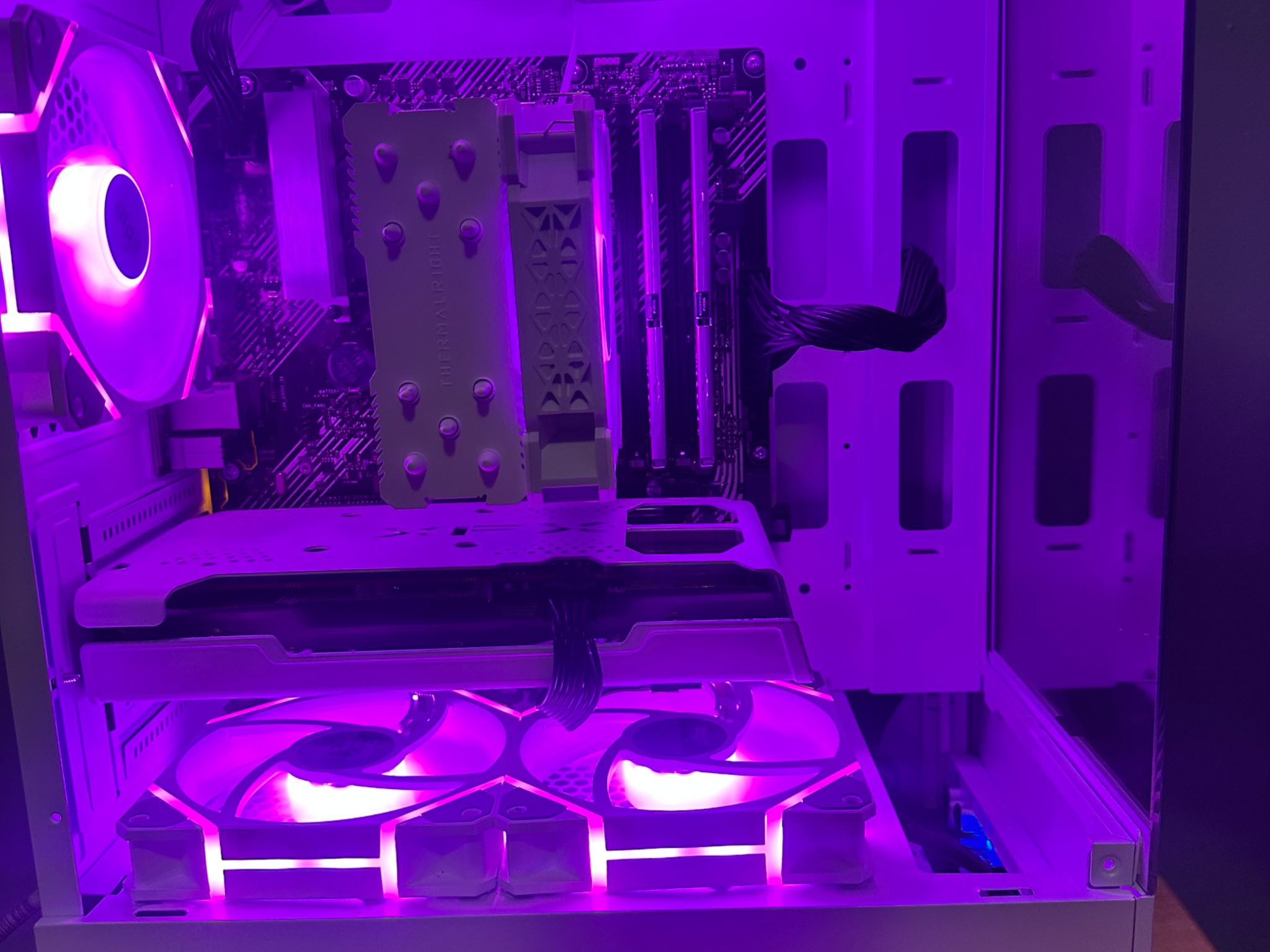 Ryzen 5 3600|XFX Rx6600|Asus B450|16g DDR4 3200 Mhz|600w 80+ PSU|256g M.2 NVME| 1 TB 3.5" HDD