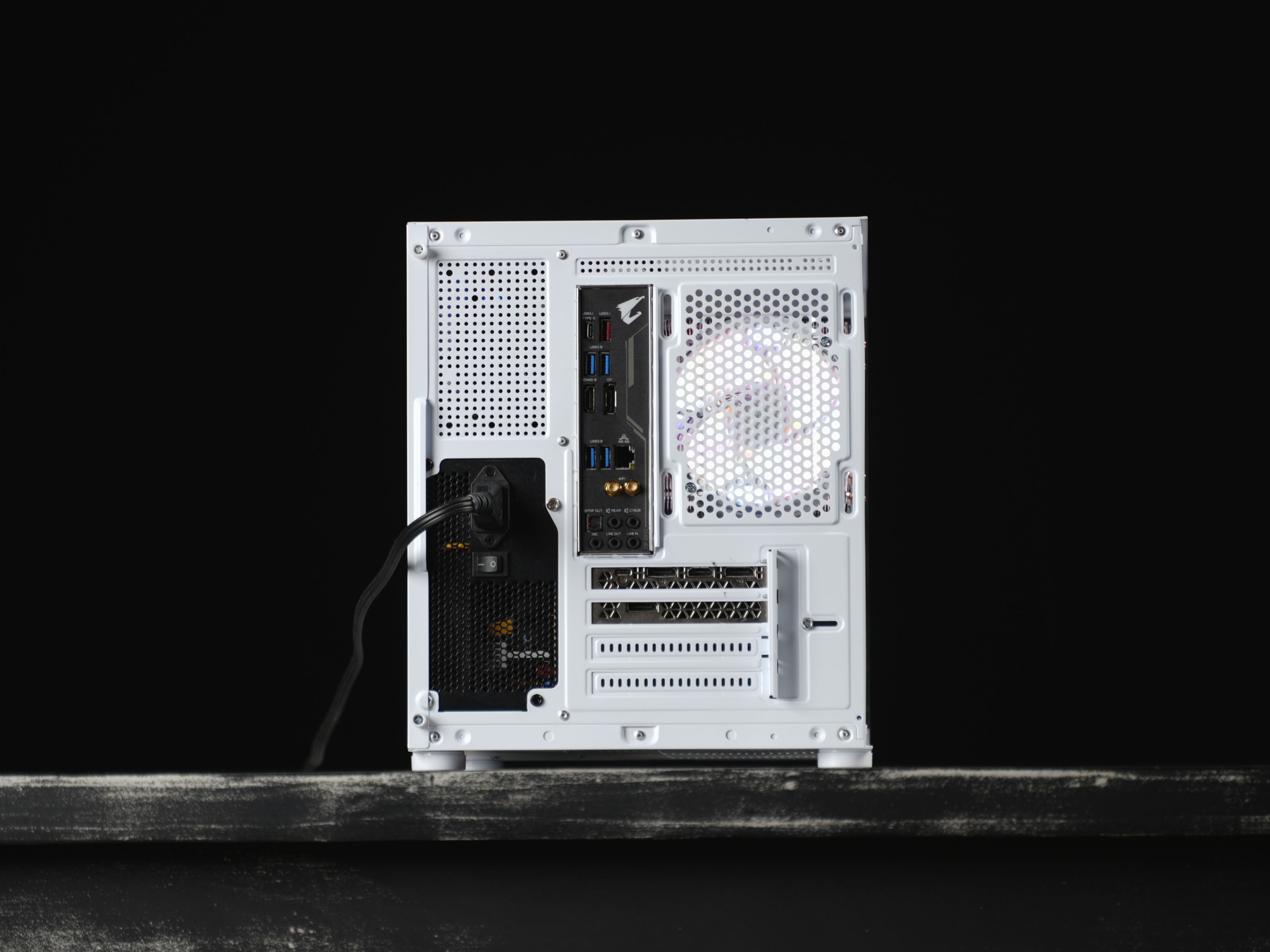 \ WF-51 / RTX 2080 Intel Core i7 9700F .5TB 16GB DDR4 Windows 11 Gaming PC
