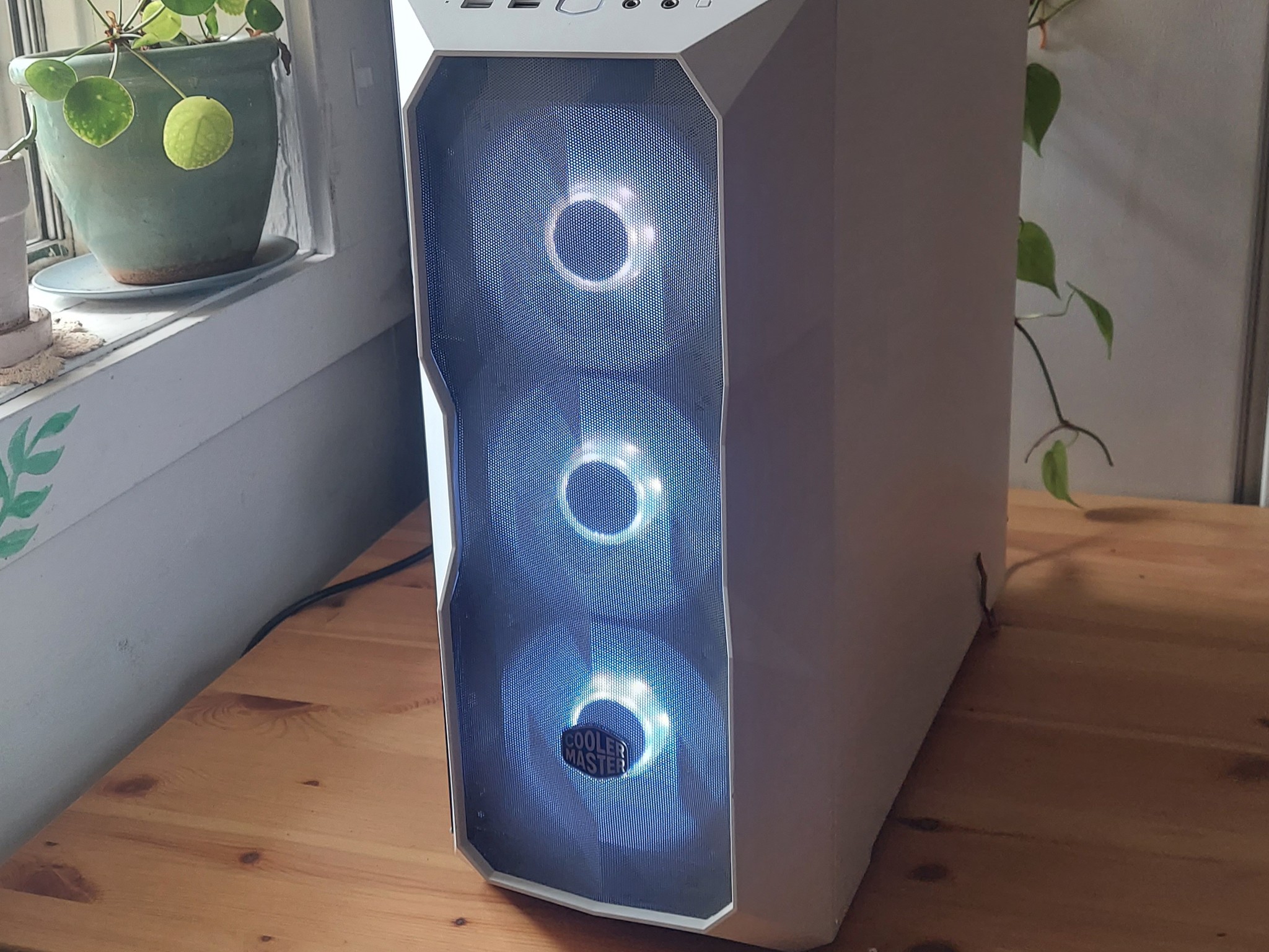 Ice Queen  -  Nvidia RTX 3080 and AMD Ryzen 7 5700X  -  Gaming PC for 4k / 1440p