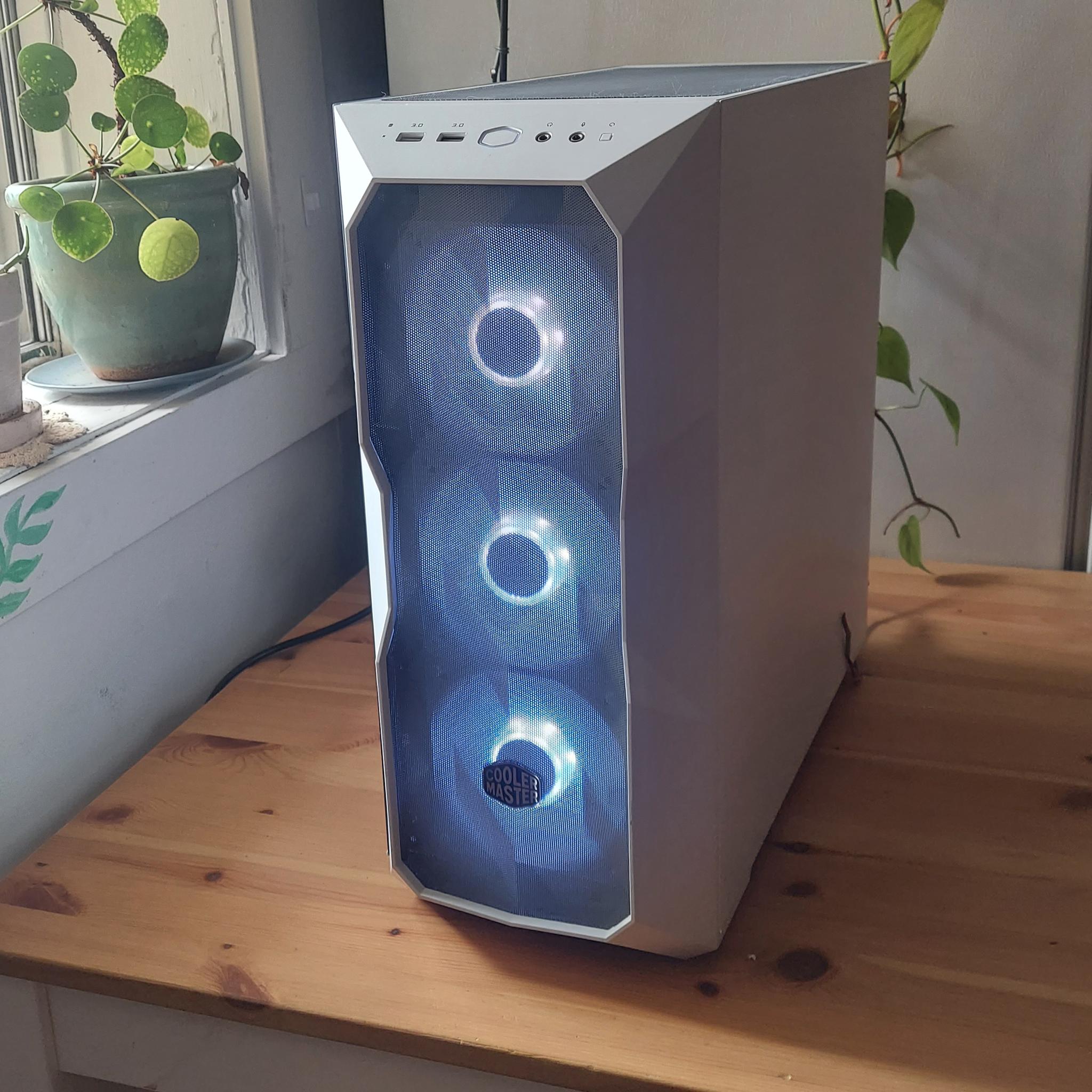Ice Queen  -  Nvidia RTX 3080 and AMD Ryzen 7 5700X  -  Gaming PC for 4k / 1440p